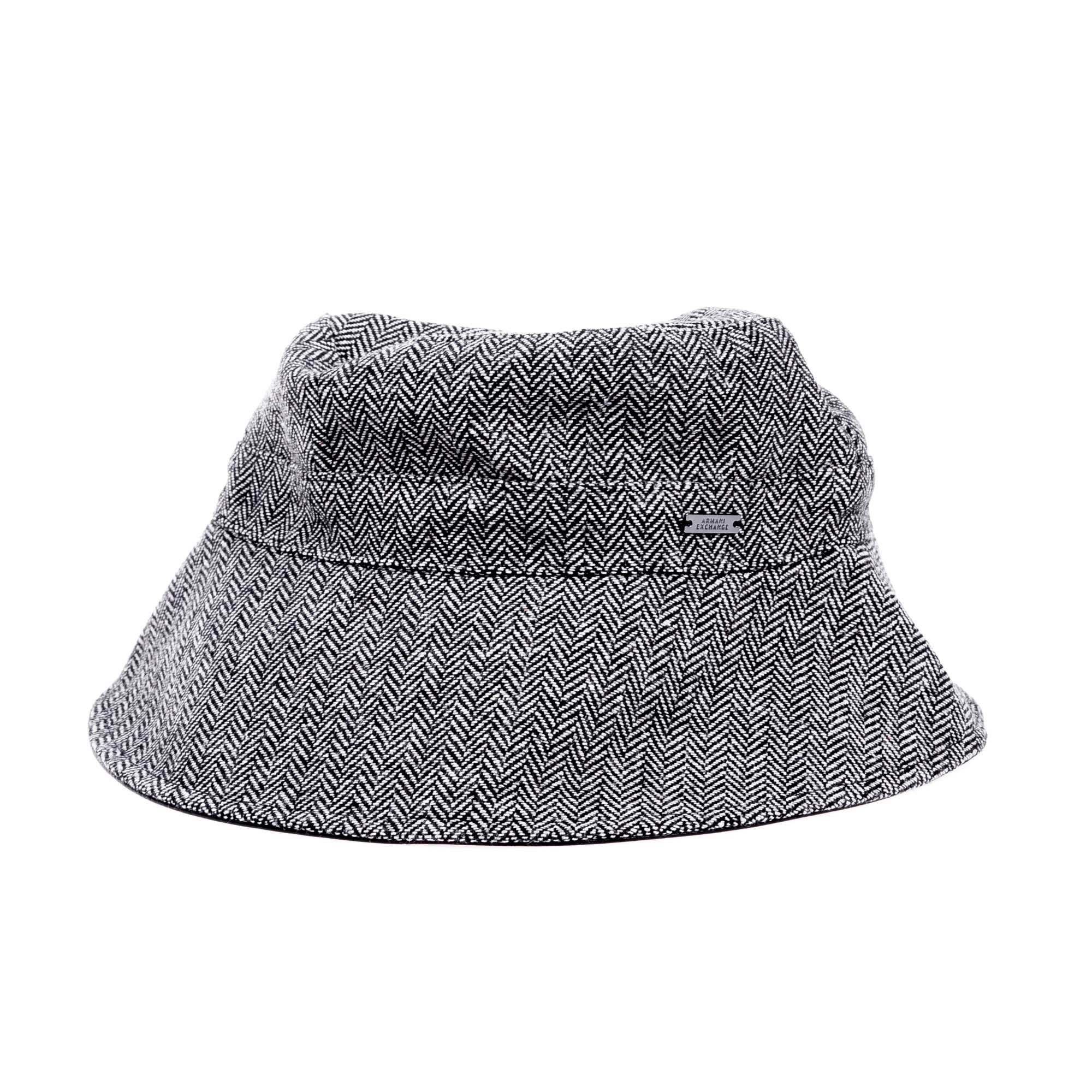 944160_1A104 Шапки Armani Exchange Черный