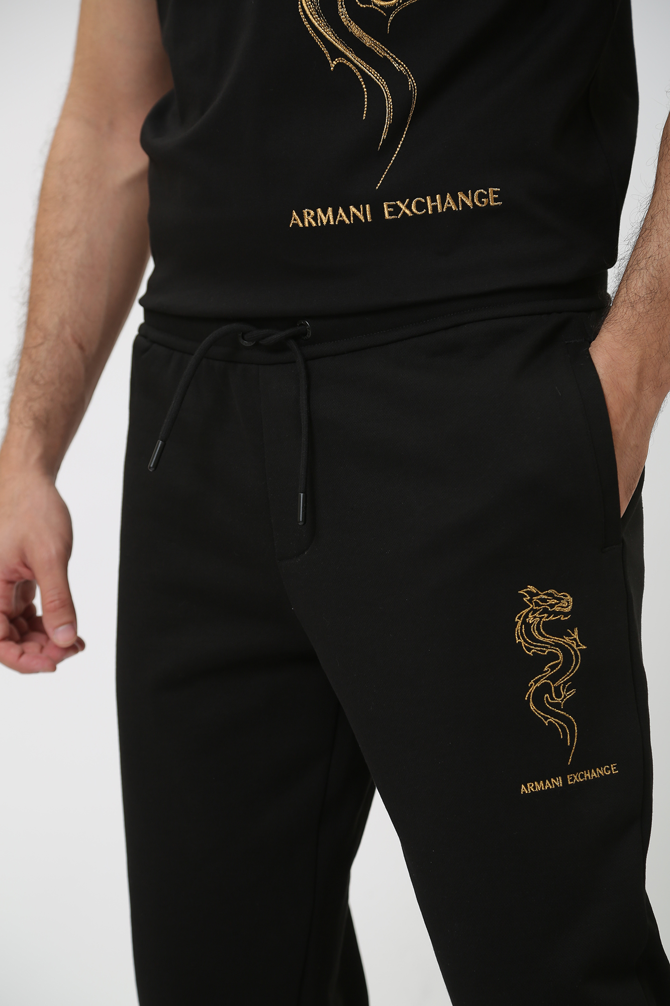 3DZPDG_ZJ4XZ Брюки спортивные Armani Exchange Черный