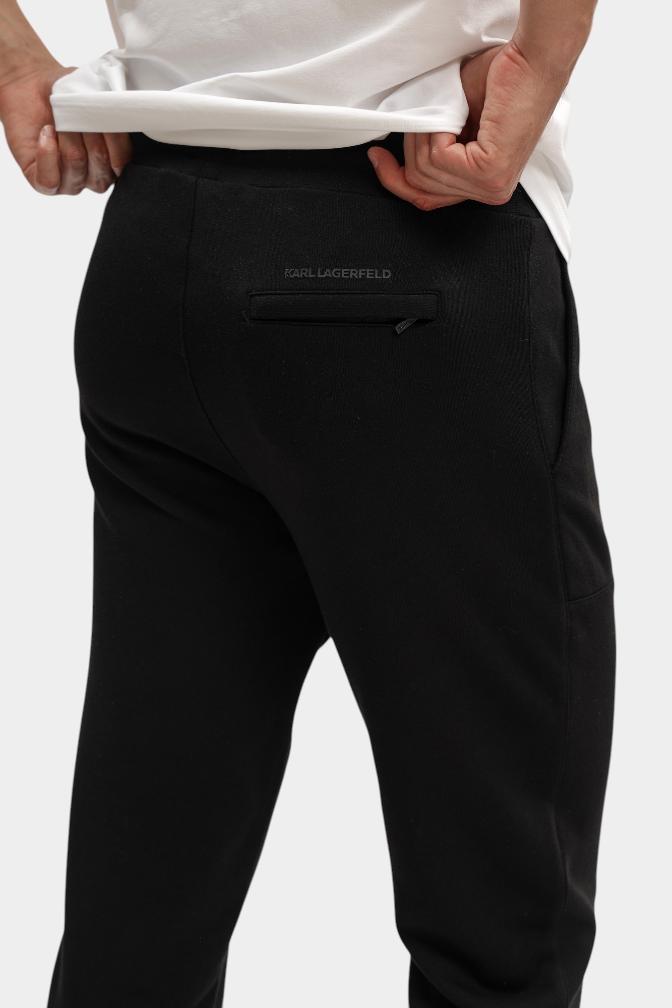 541900_705063 Брюки спортивные Karl Lagerfeld Черный