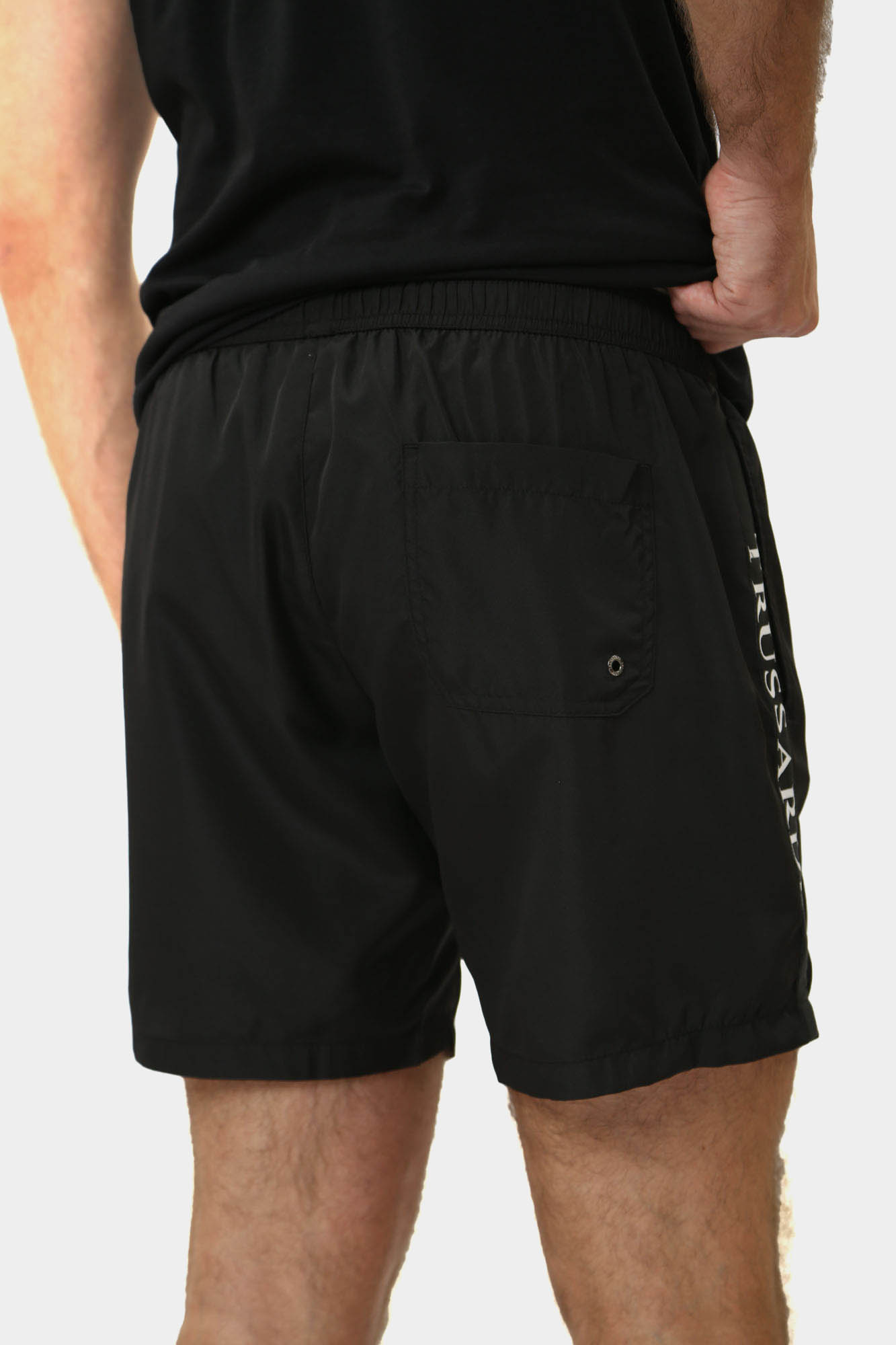 TRU2MBM02 Шорты плавательные Trussardi Черный