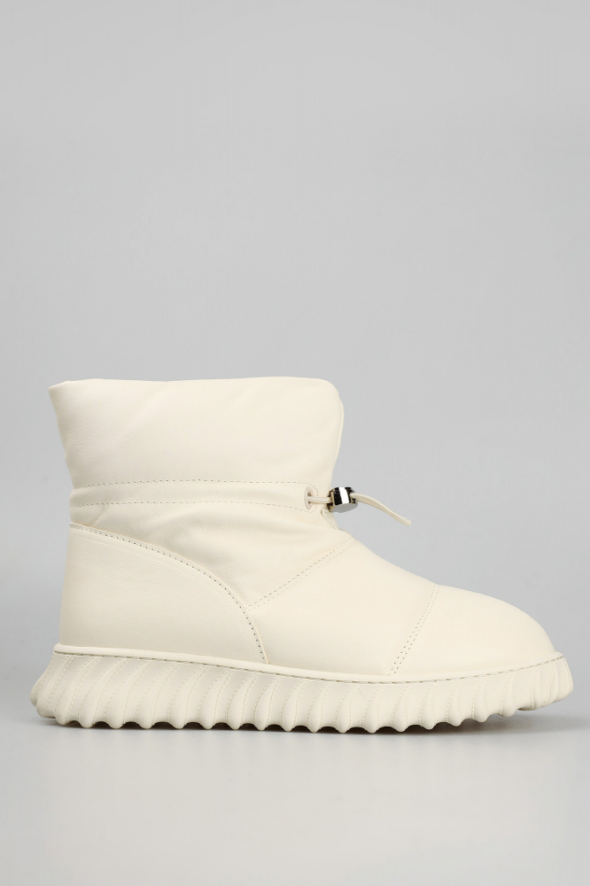 Куртка The Hills  Черный