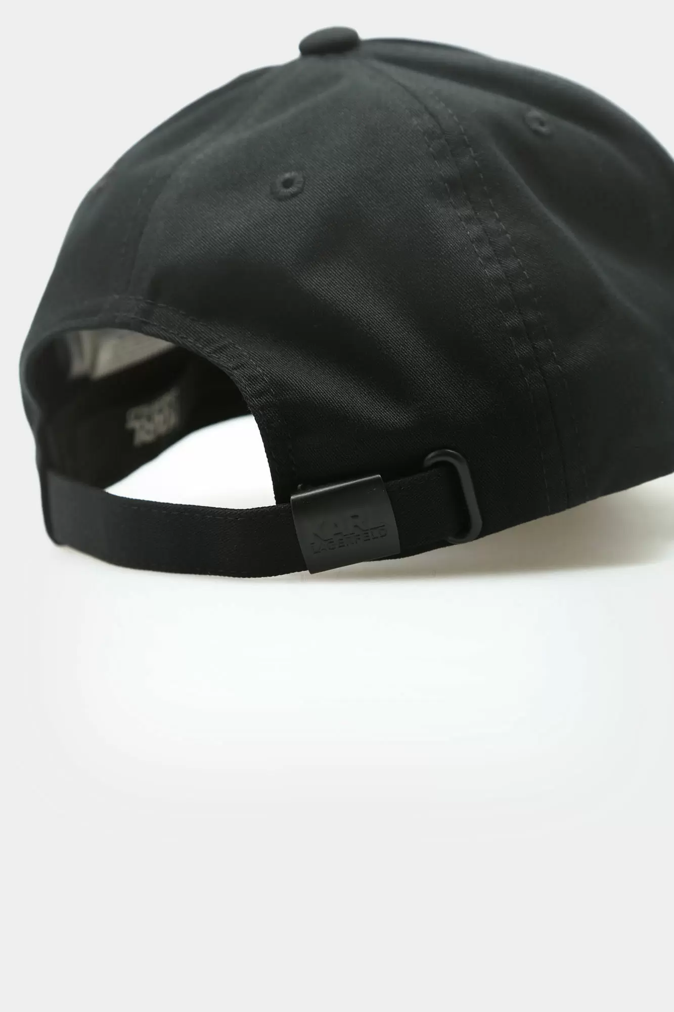 544123_805612 Кепка Karl Lagerfeld Черный