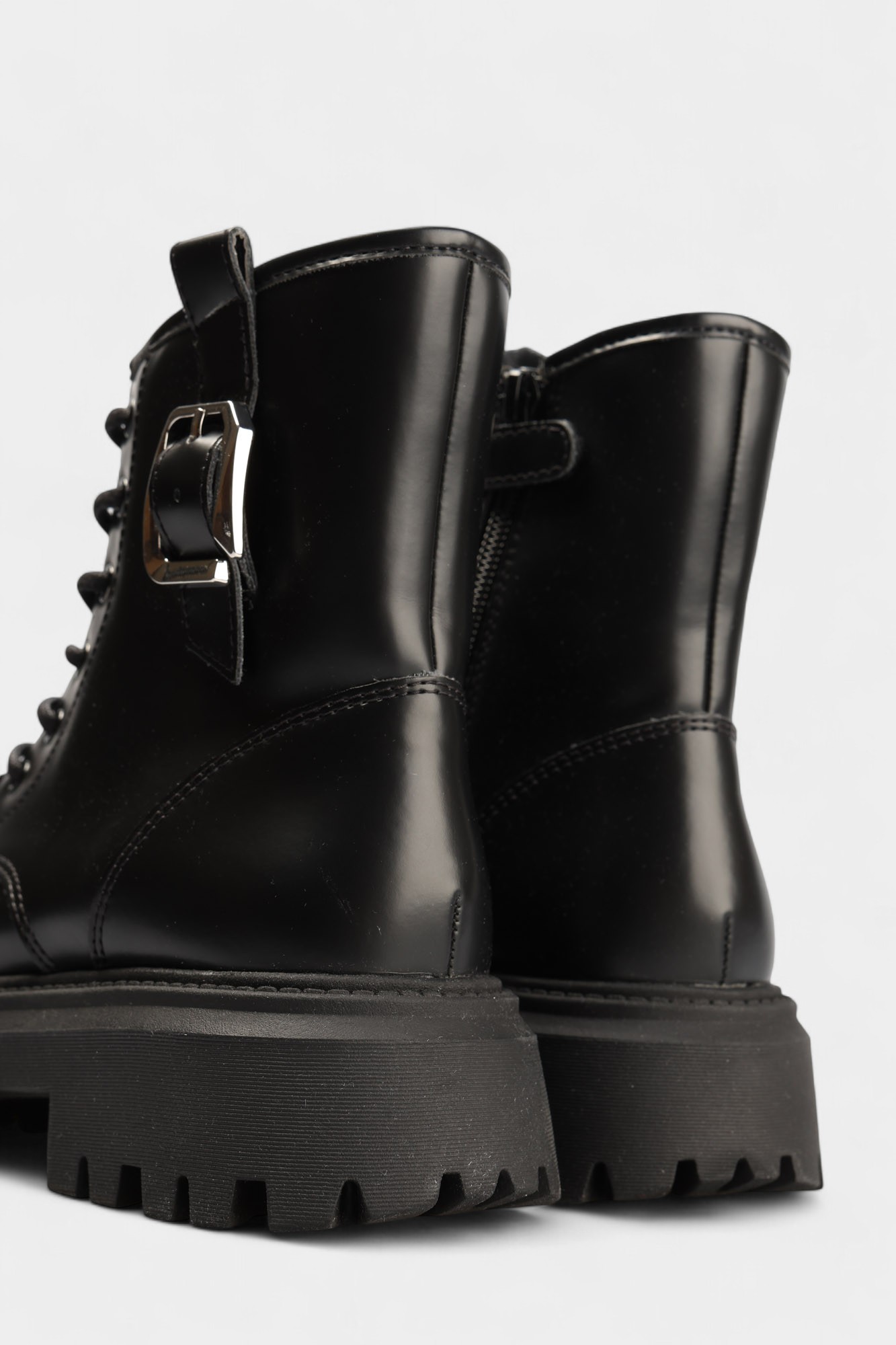 J56M6E000CN Ботинки Geox Черный