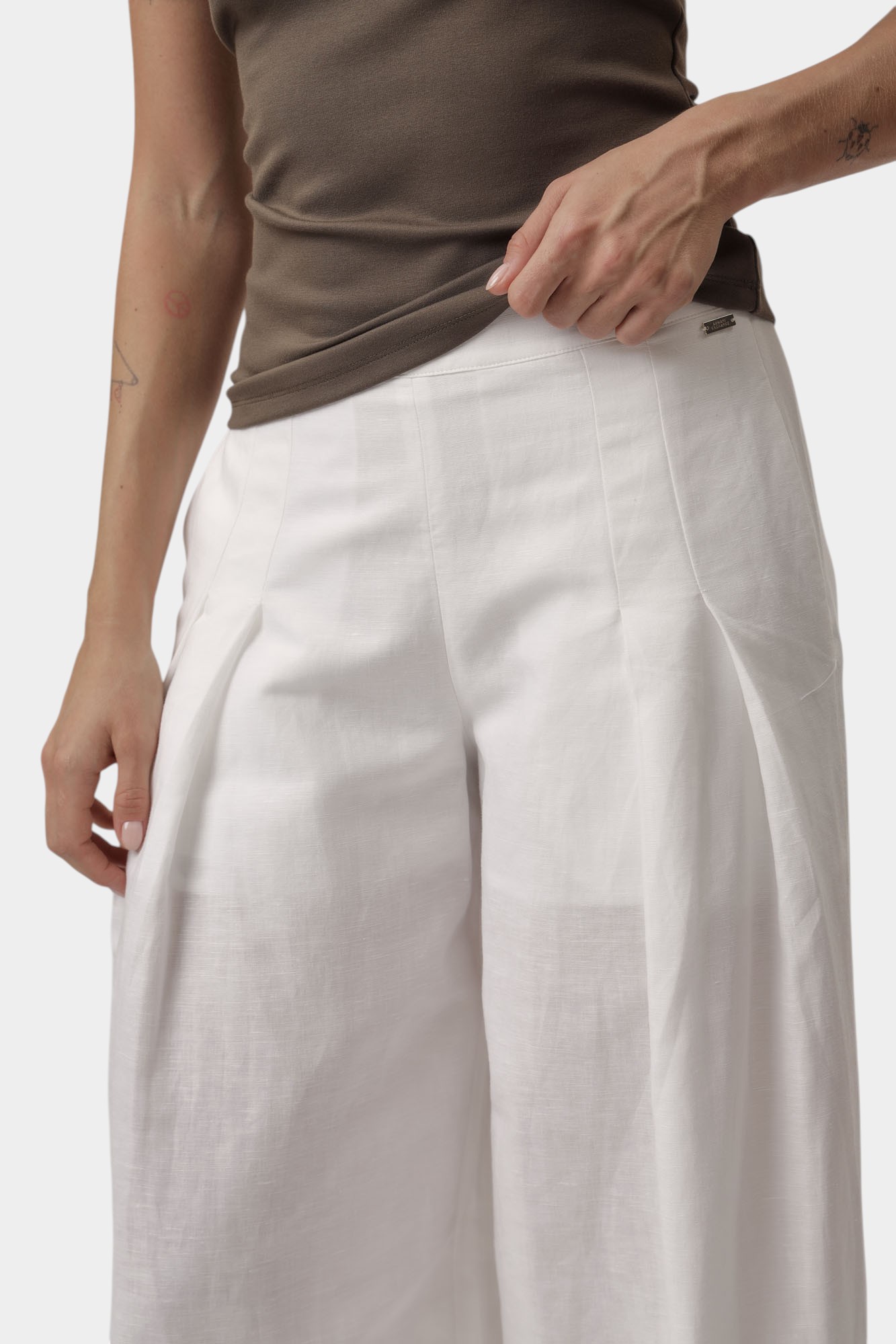 XW000460_AF12814 брюки armani exchange 