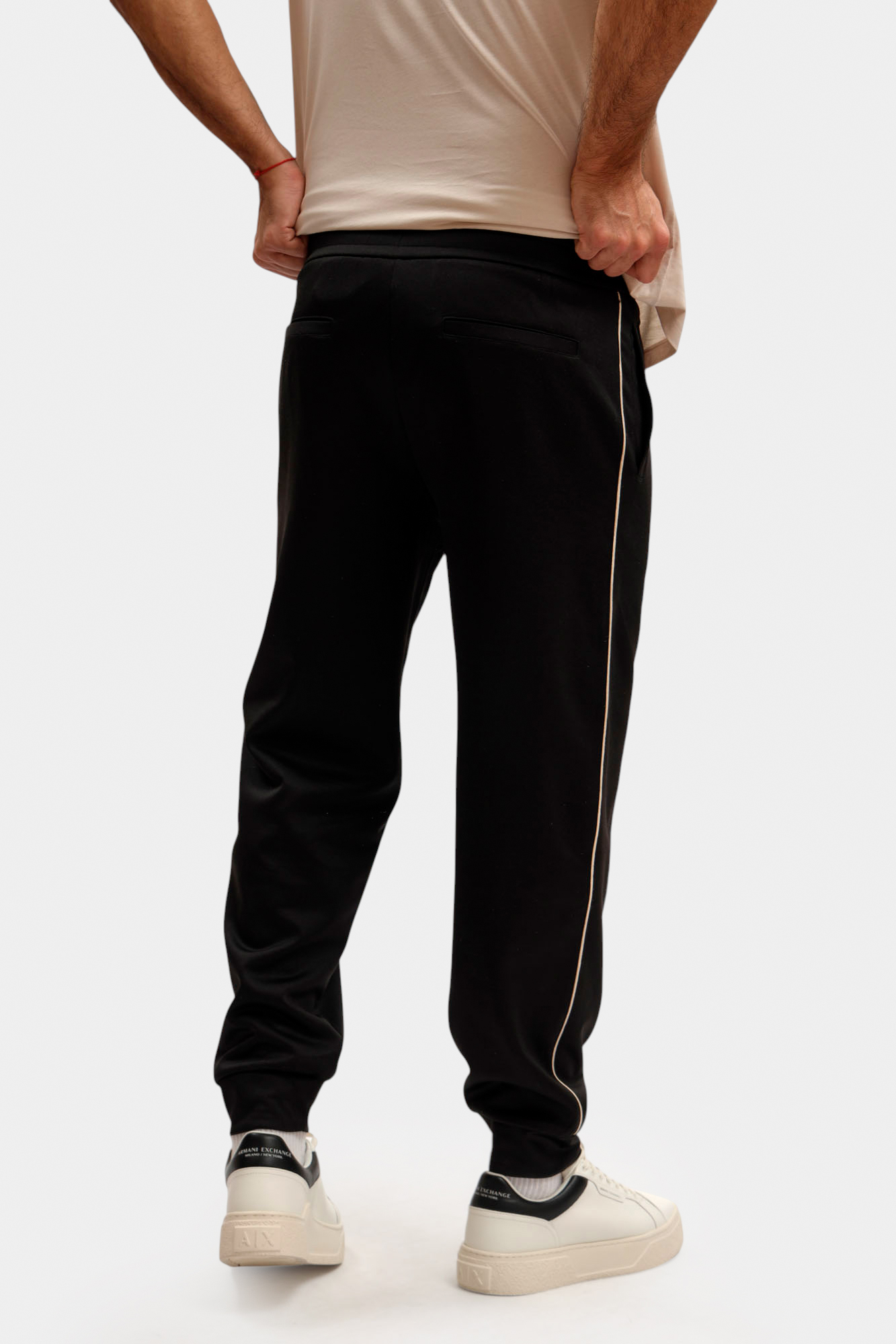 XM001358_AF16278 Брюки спортивные Armani Exchange Черный