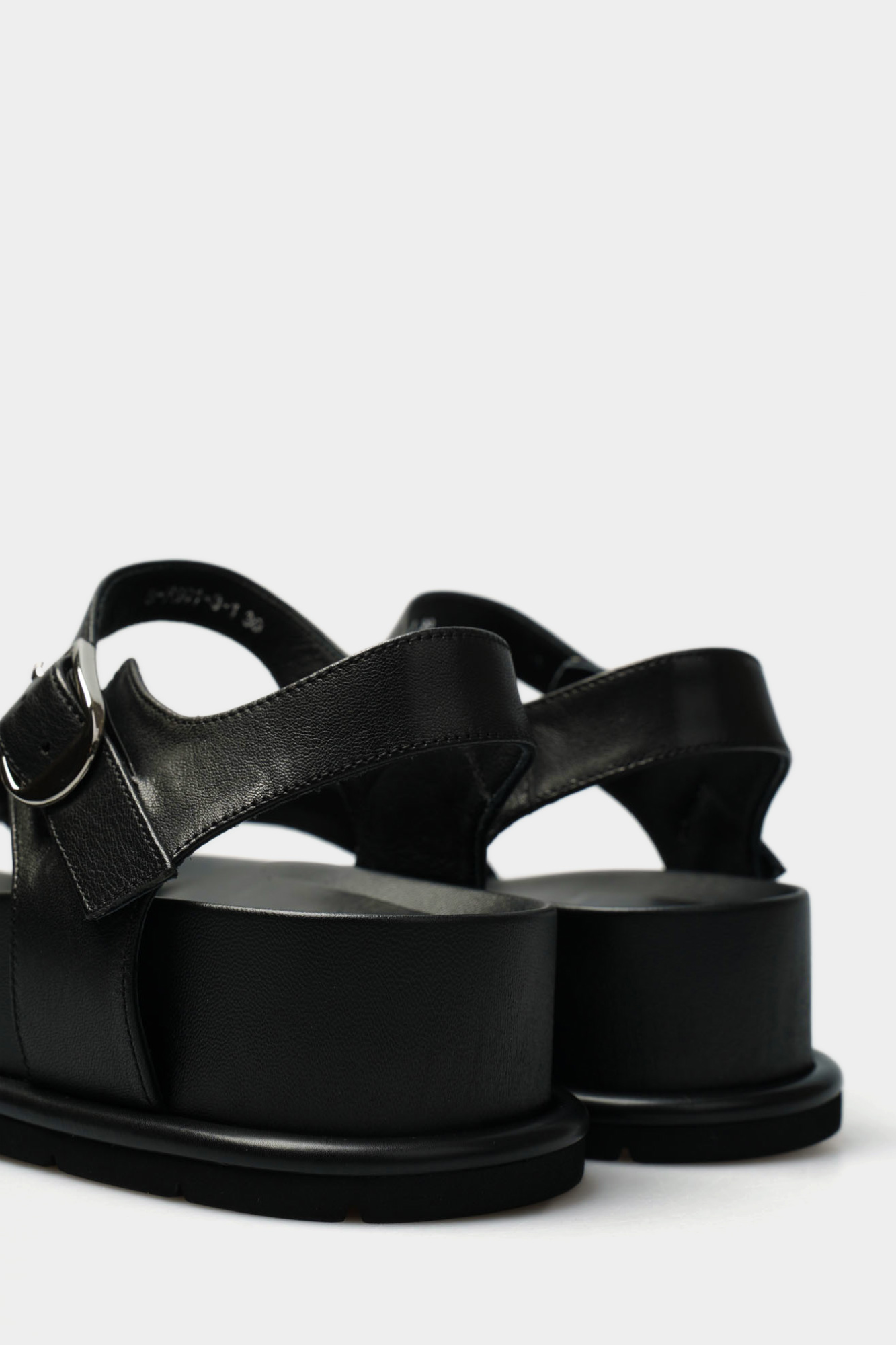 FS01-3 Сандалии Graciana Черный