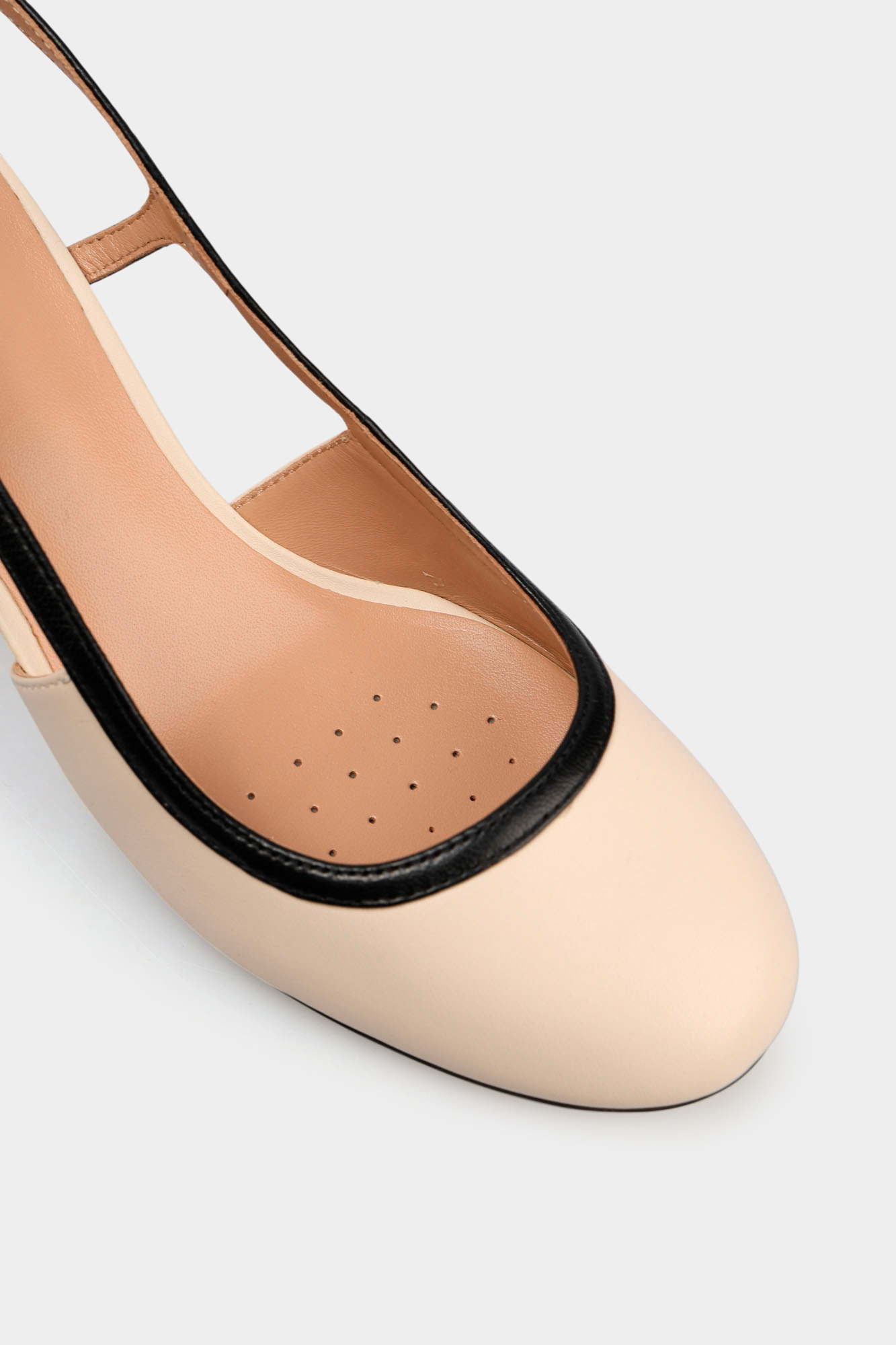 D65YYA000TUC Босоножки Geox Желтый