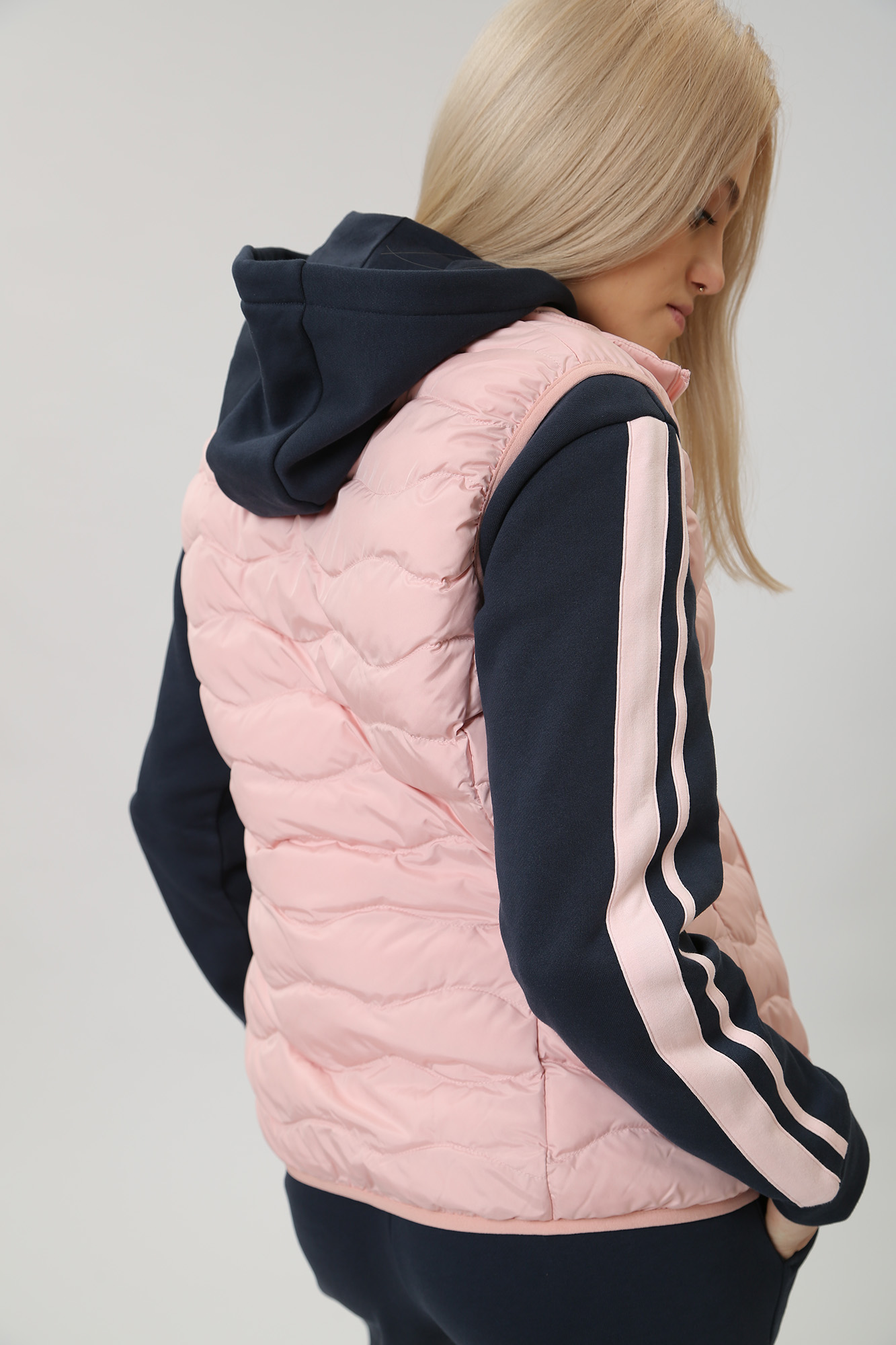 8NTQ08_TNF8Z жилет пуховый ea7 