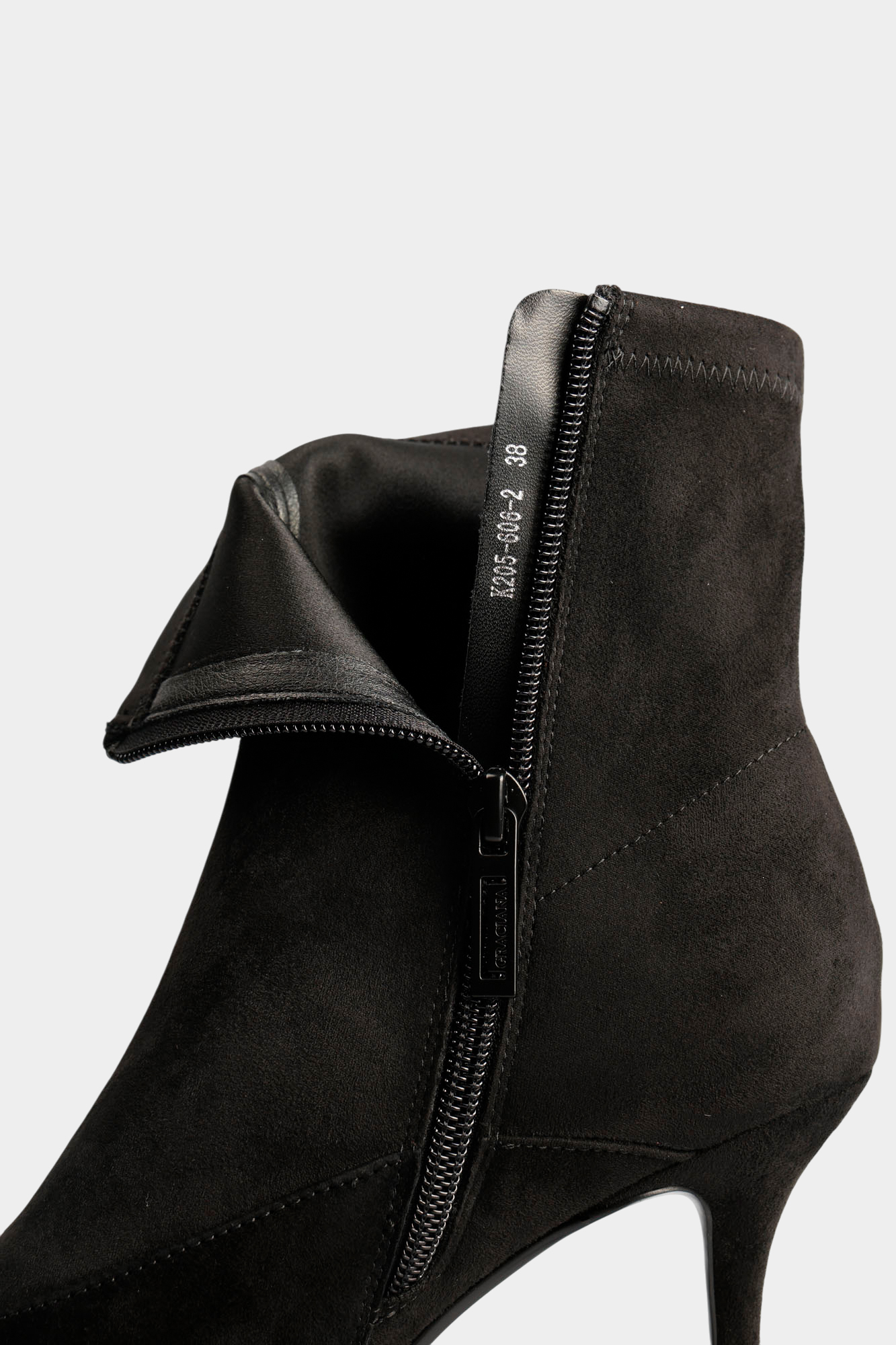 K205-606 Ботильоны Graciana Черный
