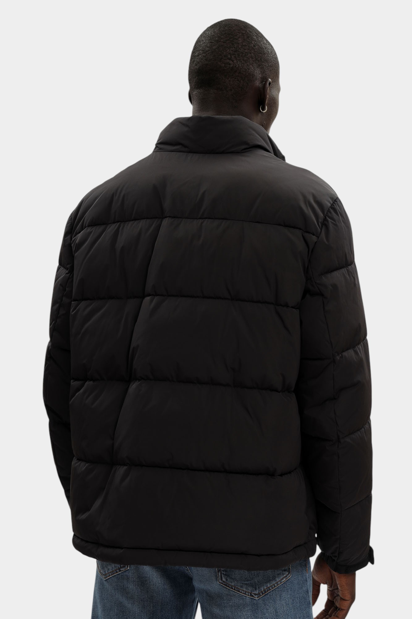 F007M000012N-MO804N11-08YS Куртка пуховая Trussardi Черный