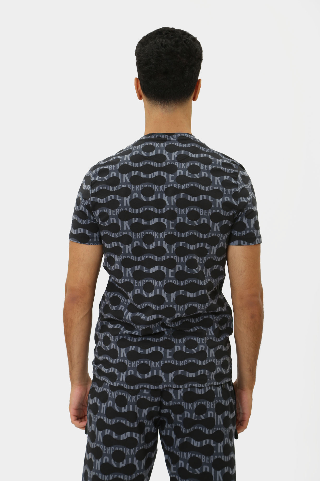 PBMT0256 Футболка Bikkembergs Черный