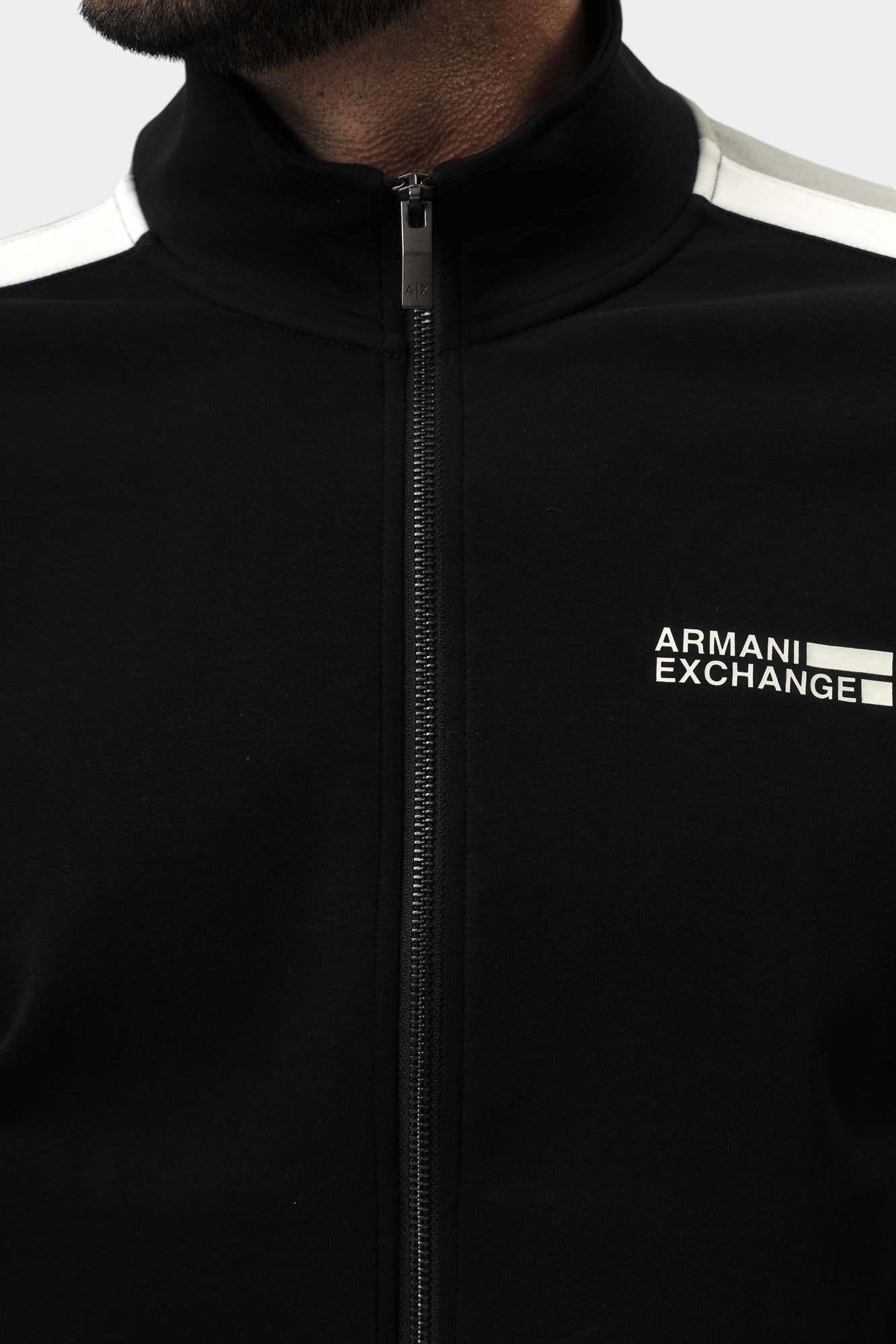 XM000520_AF13047 Толстовка Armani Exchange 