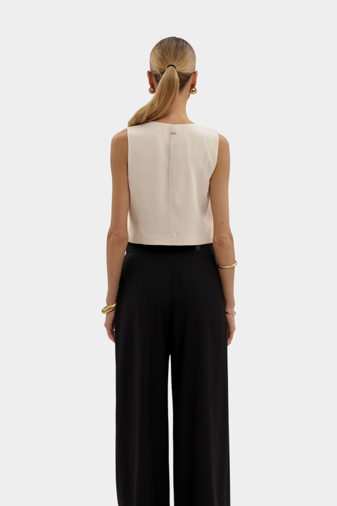 XW001279_AF16148 жилет armani exchange 