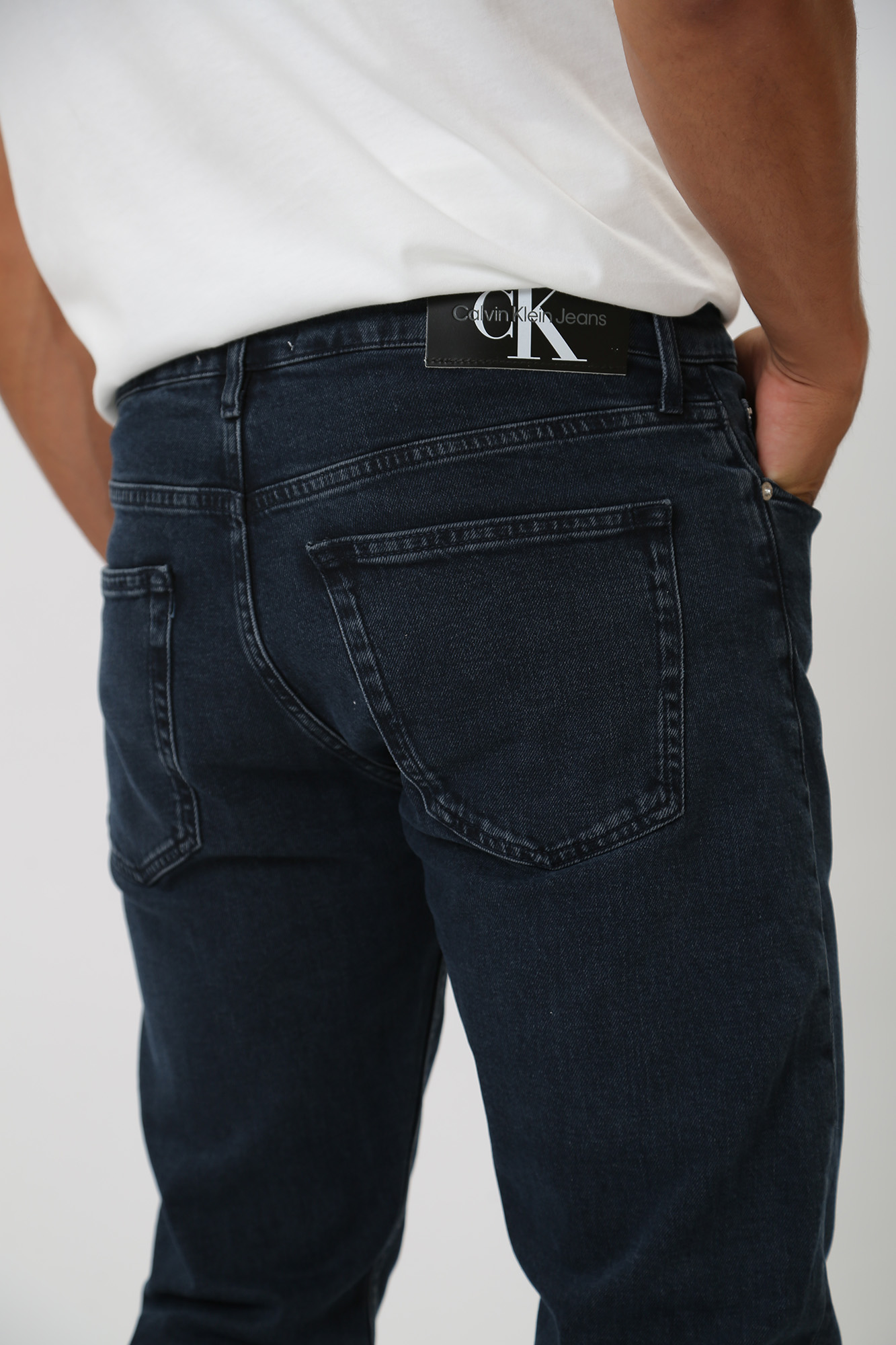 J30J323857 Брюки джинсовые Calvin Klein Jeans  Calvin Klein Jeans Синий
