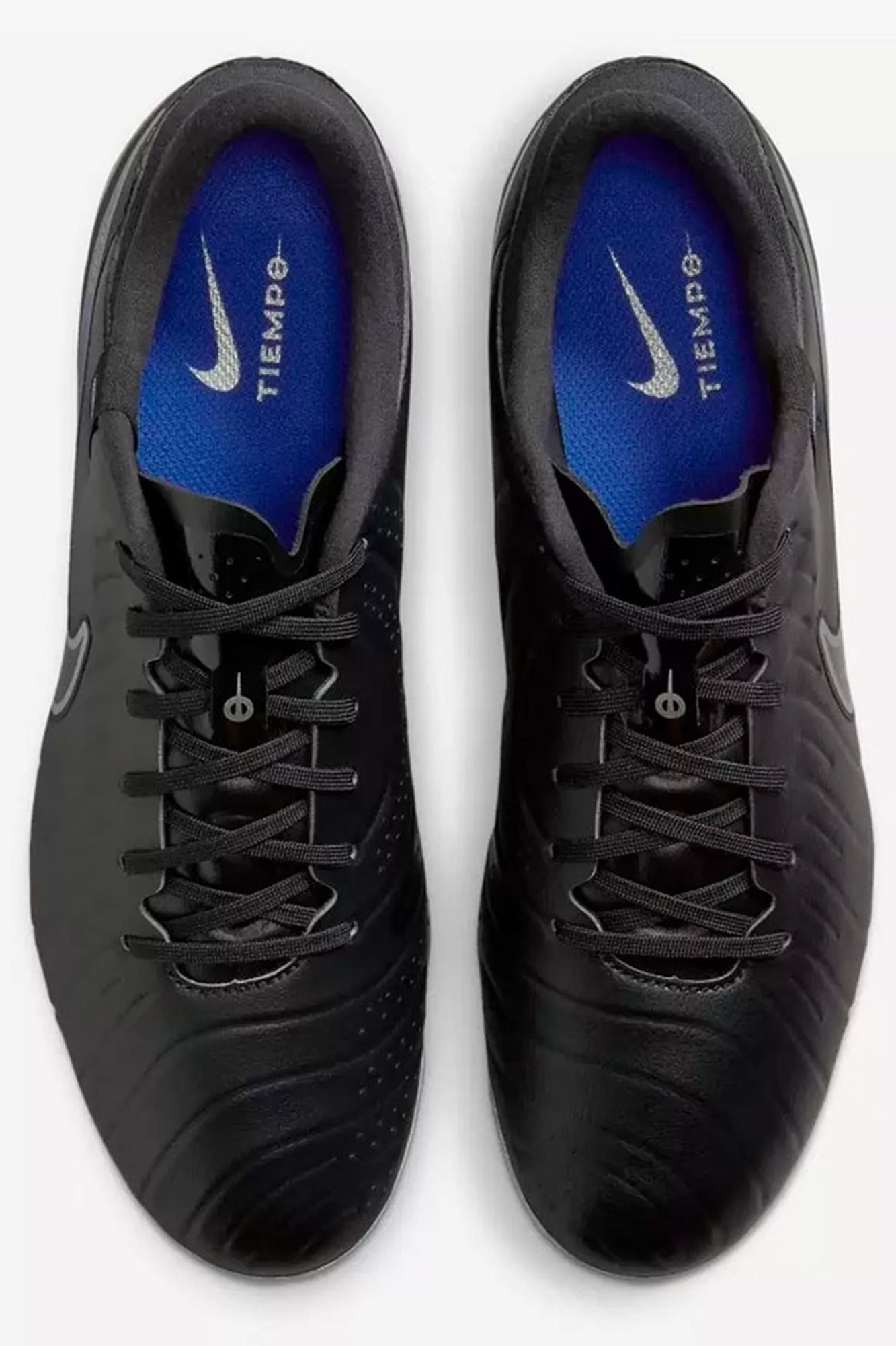 Бутсы Nike