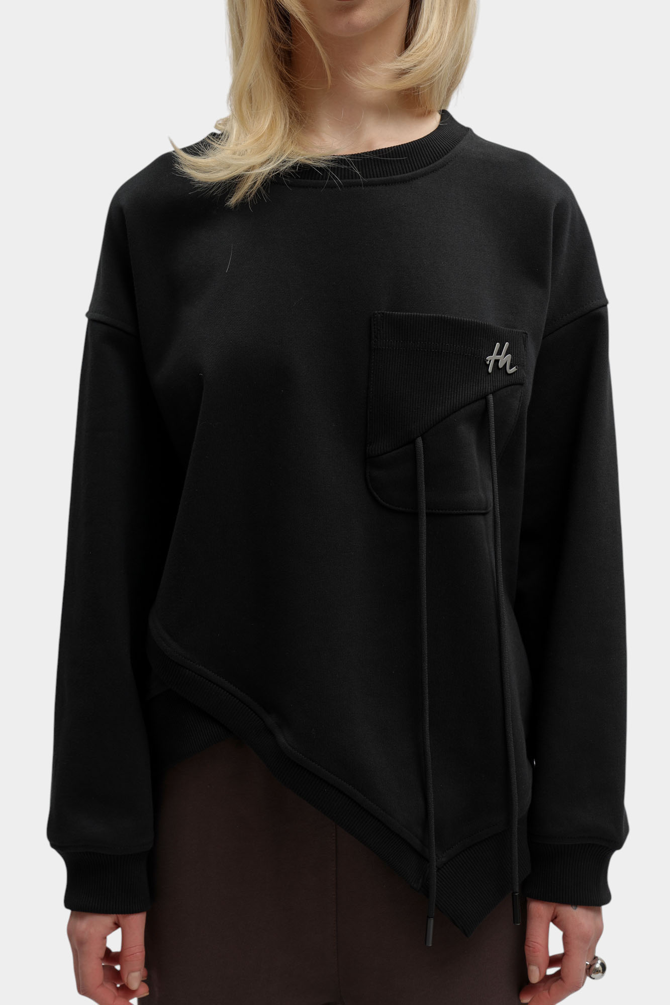 W-261-P-20-1701-010 свитшот the hills