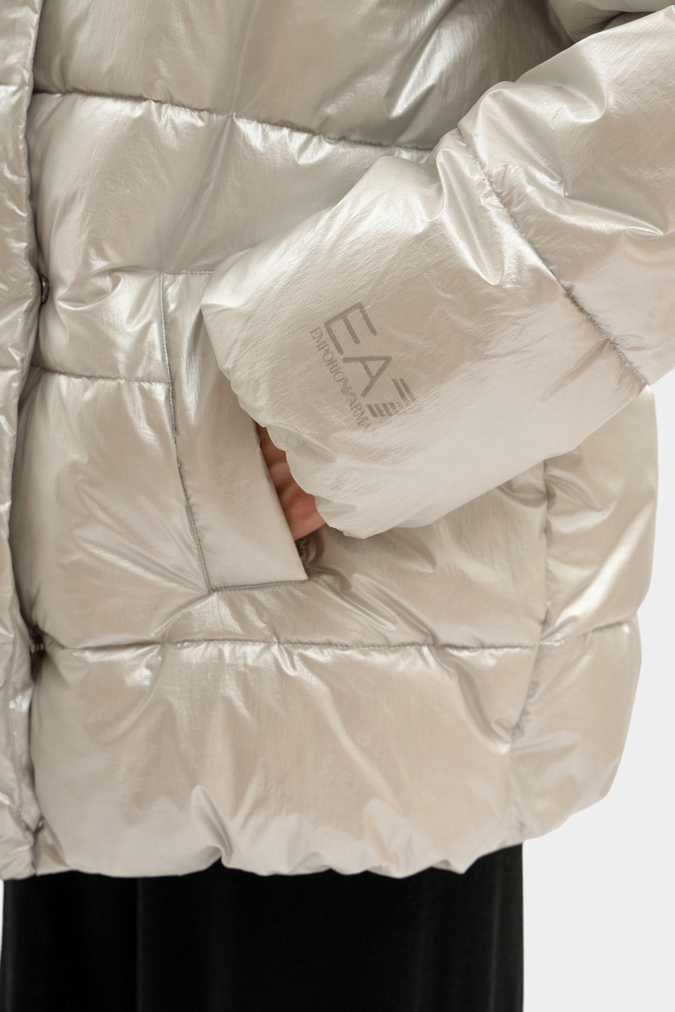 7W000448_AF15913 куртка пуховая ea7 