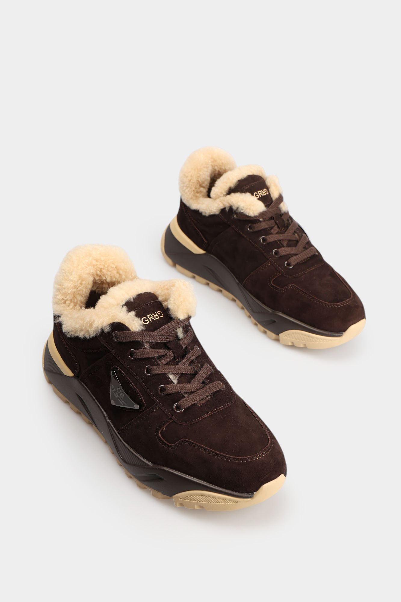 QS597-F202 Кроссовки Graciana Коричневый