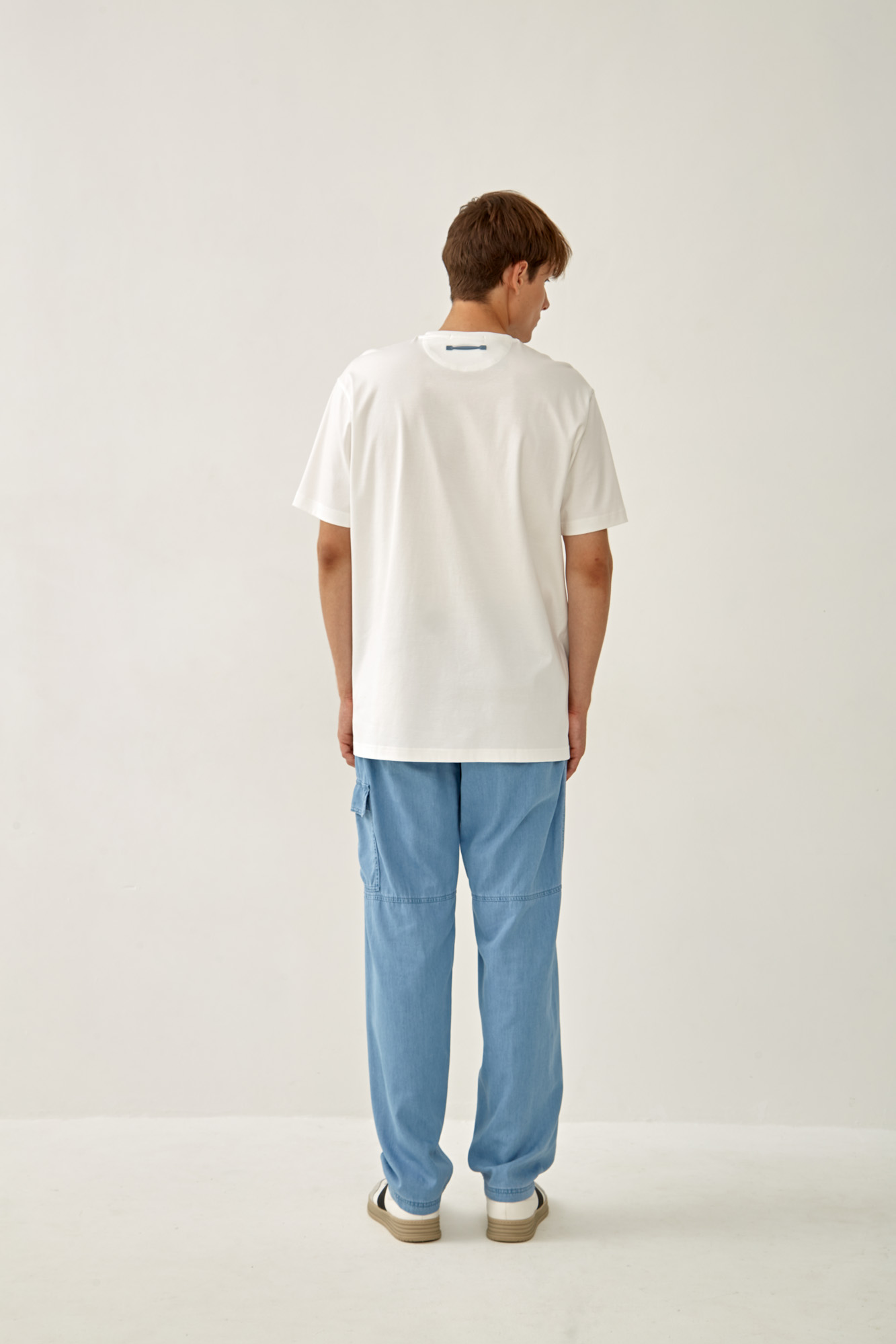 M-242-KB-114 Футболка The Hills Белый