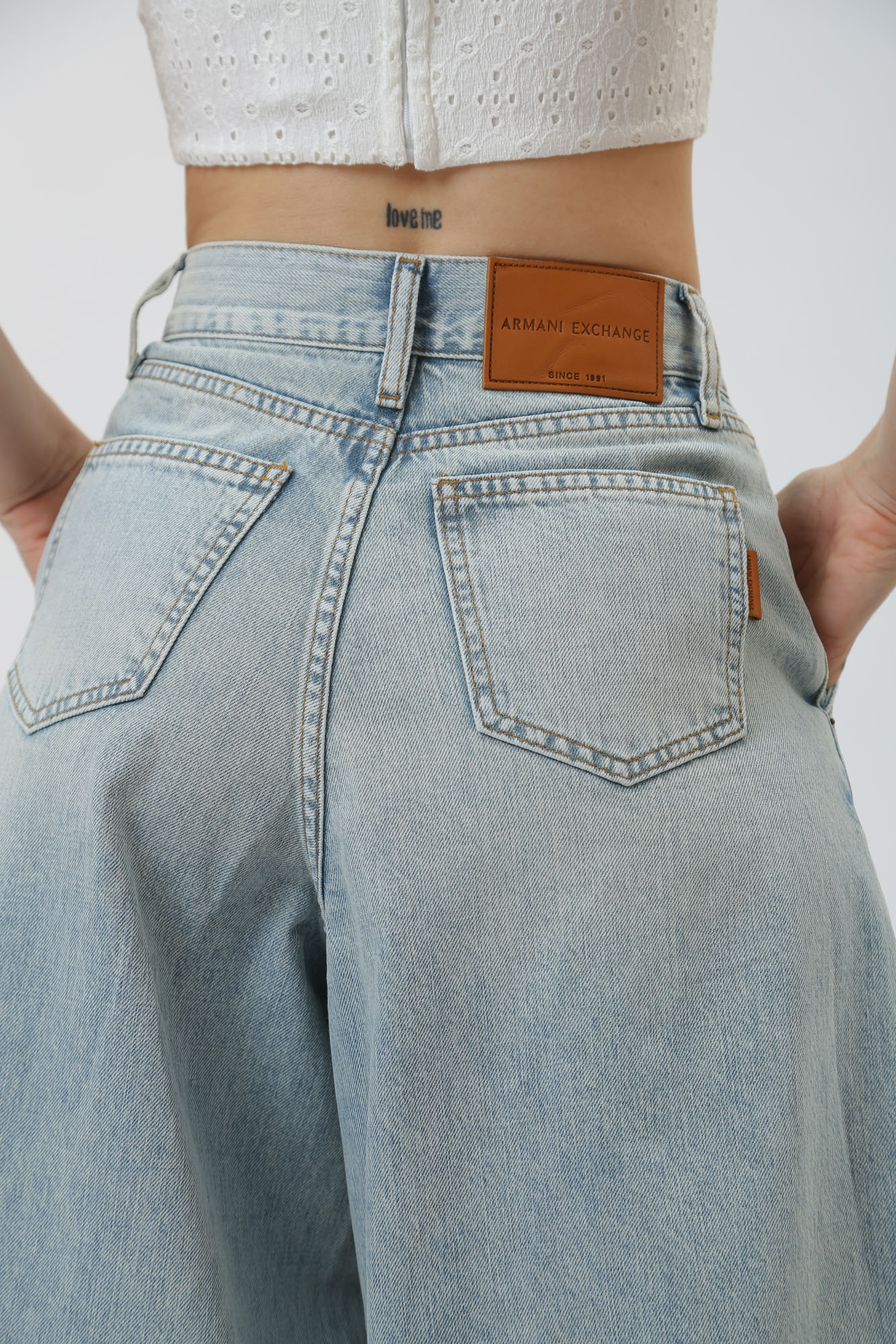 3DYJ33_Y27CZ брюки джинсовые armani exchange 