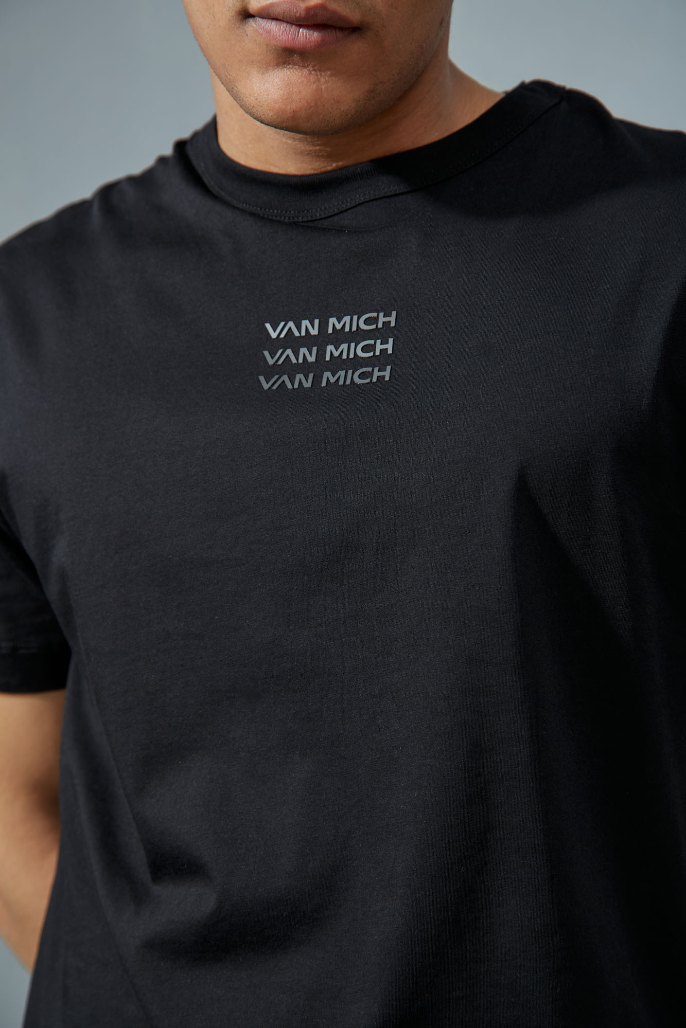 VM-ERK-22-054 Футболка Van Mich Черный