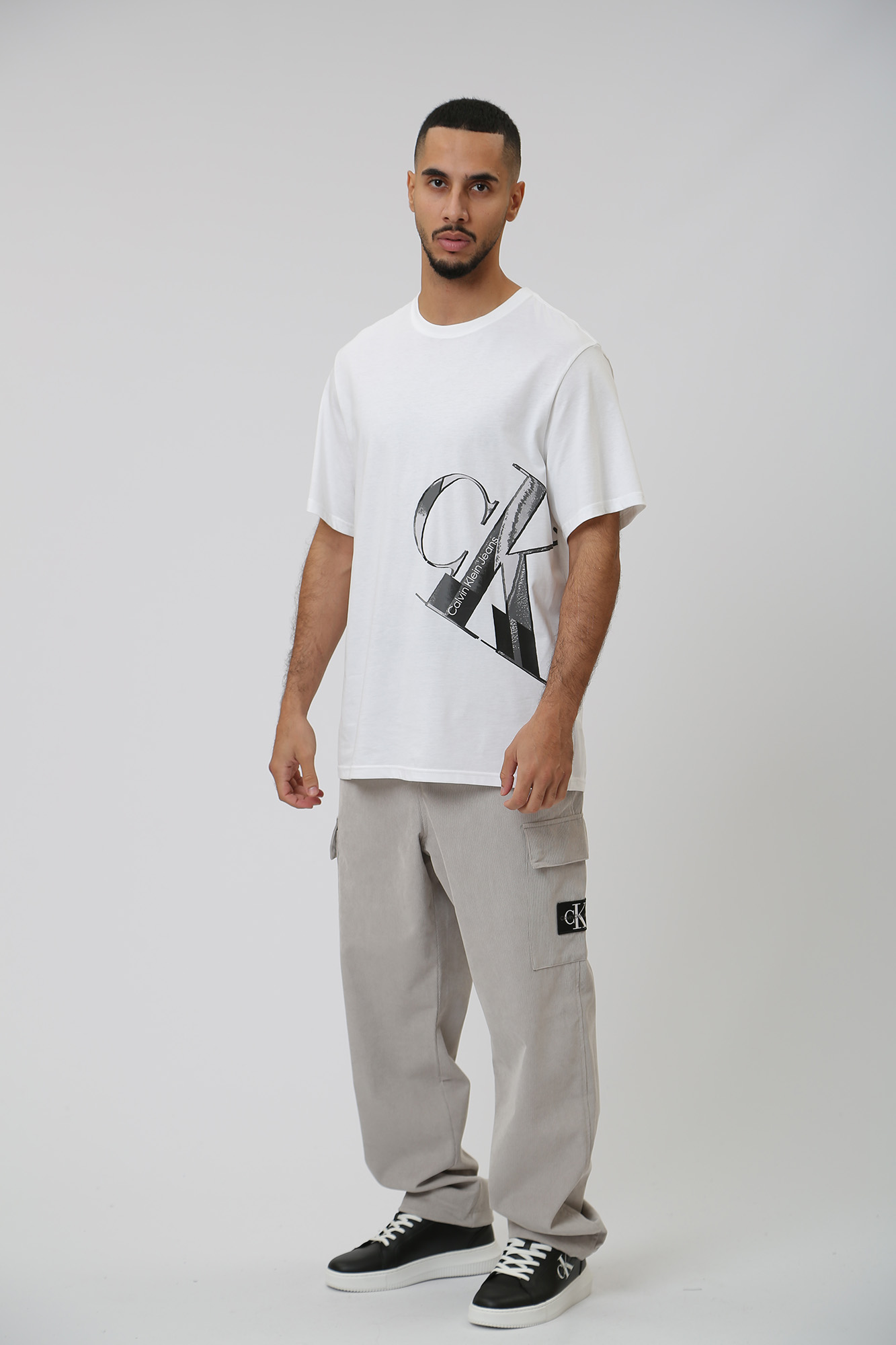J30J324022 Футболка Calvin Klein Jeans Белый