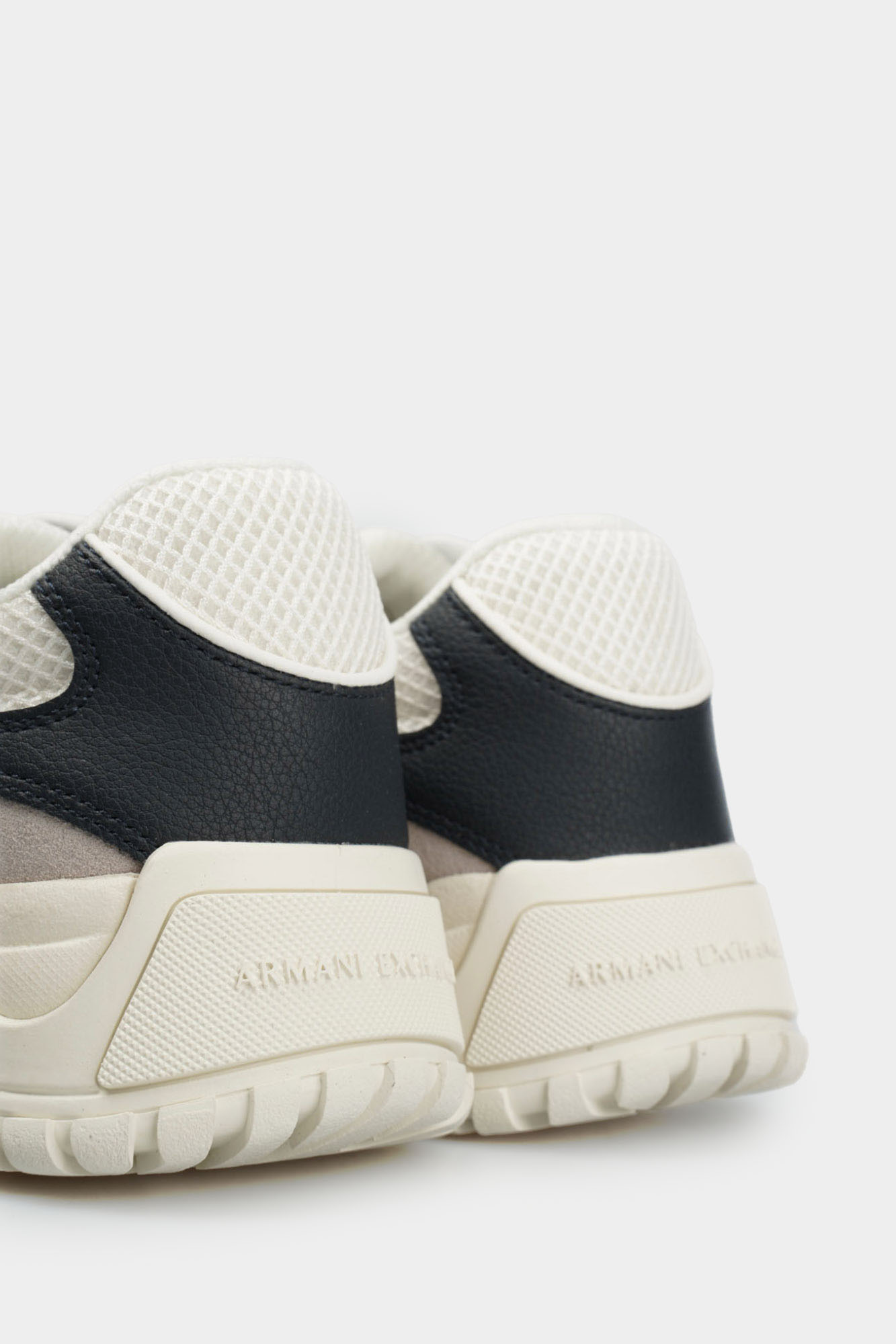 XM001172_AF14669 Кроссовки Armani Exchange Белый