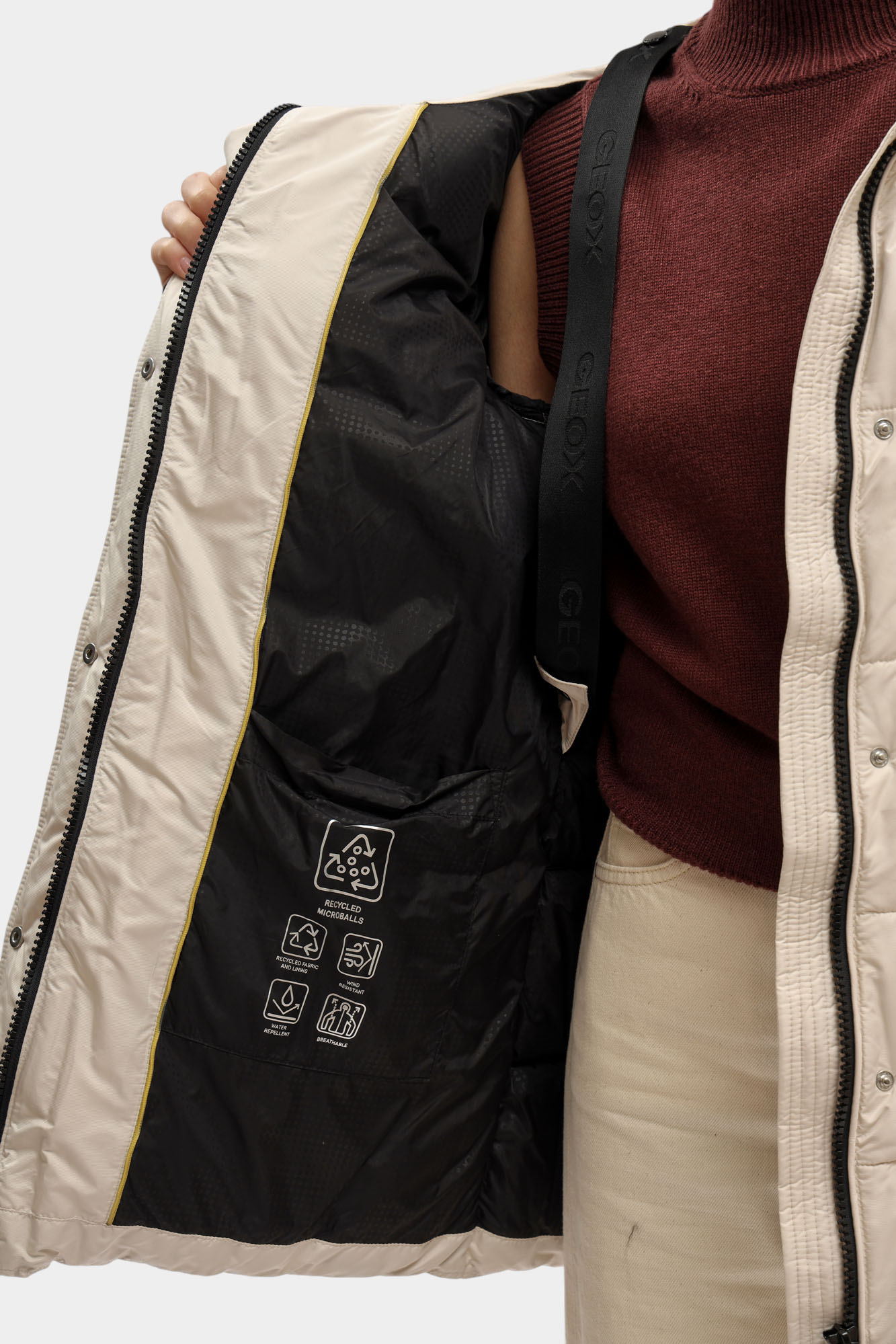 W5628KT3273F куртка утеплённая geox 