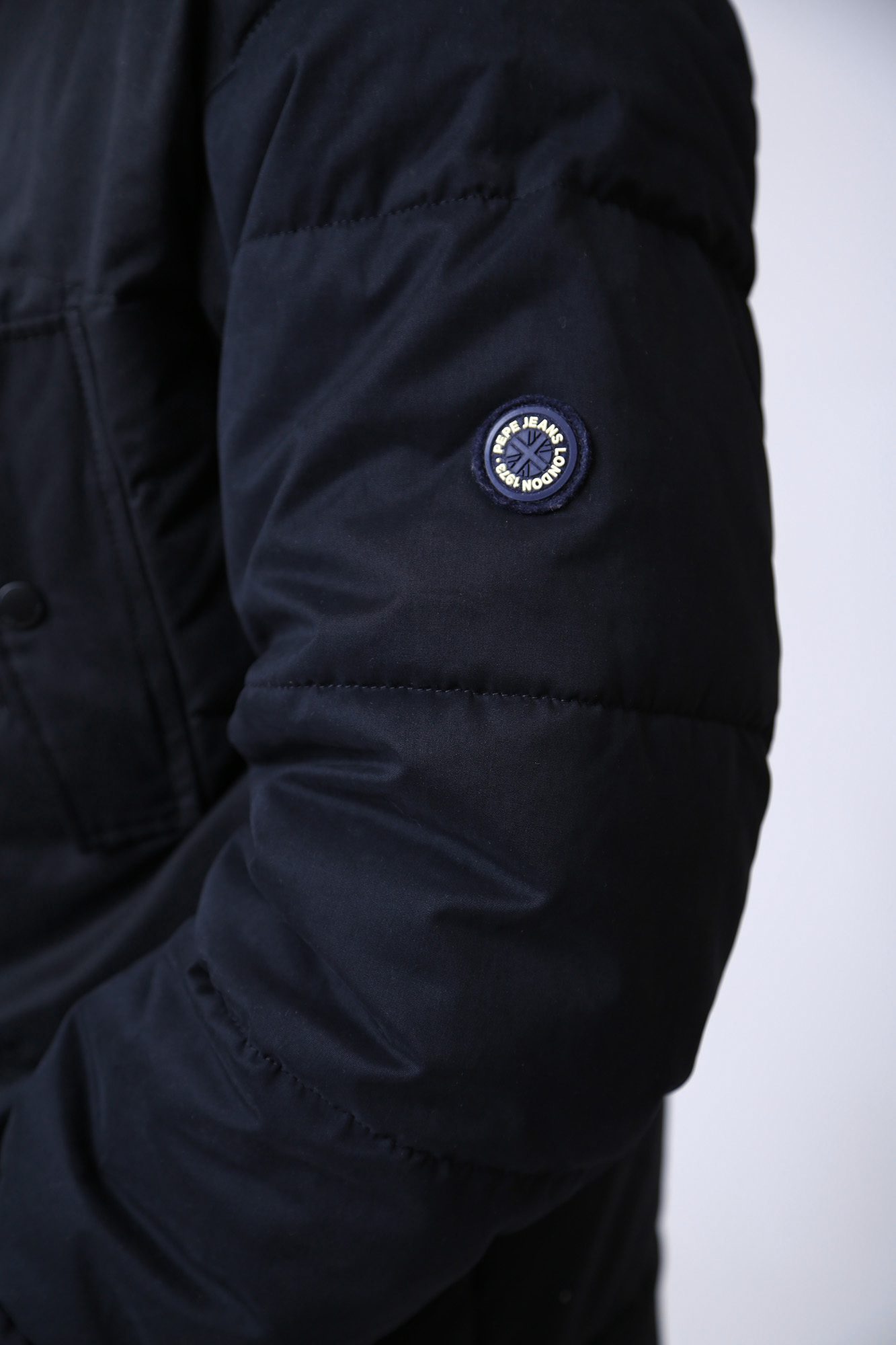 PM402413 Куртка утепленная Pepe Jeans Черный