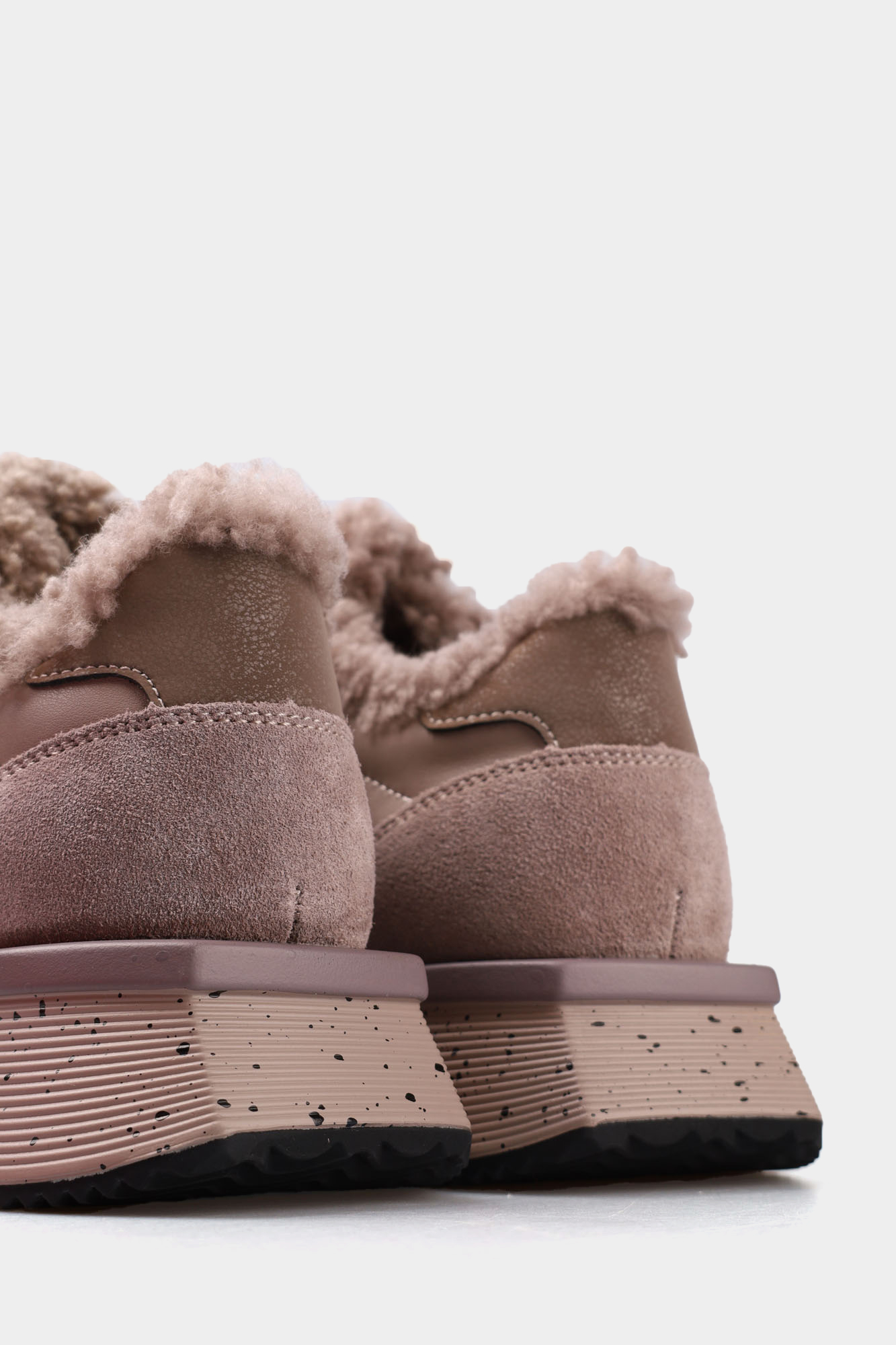 S8-633-10 Кроссовки Graciana Бежевый