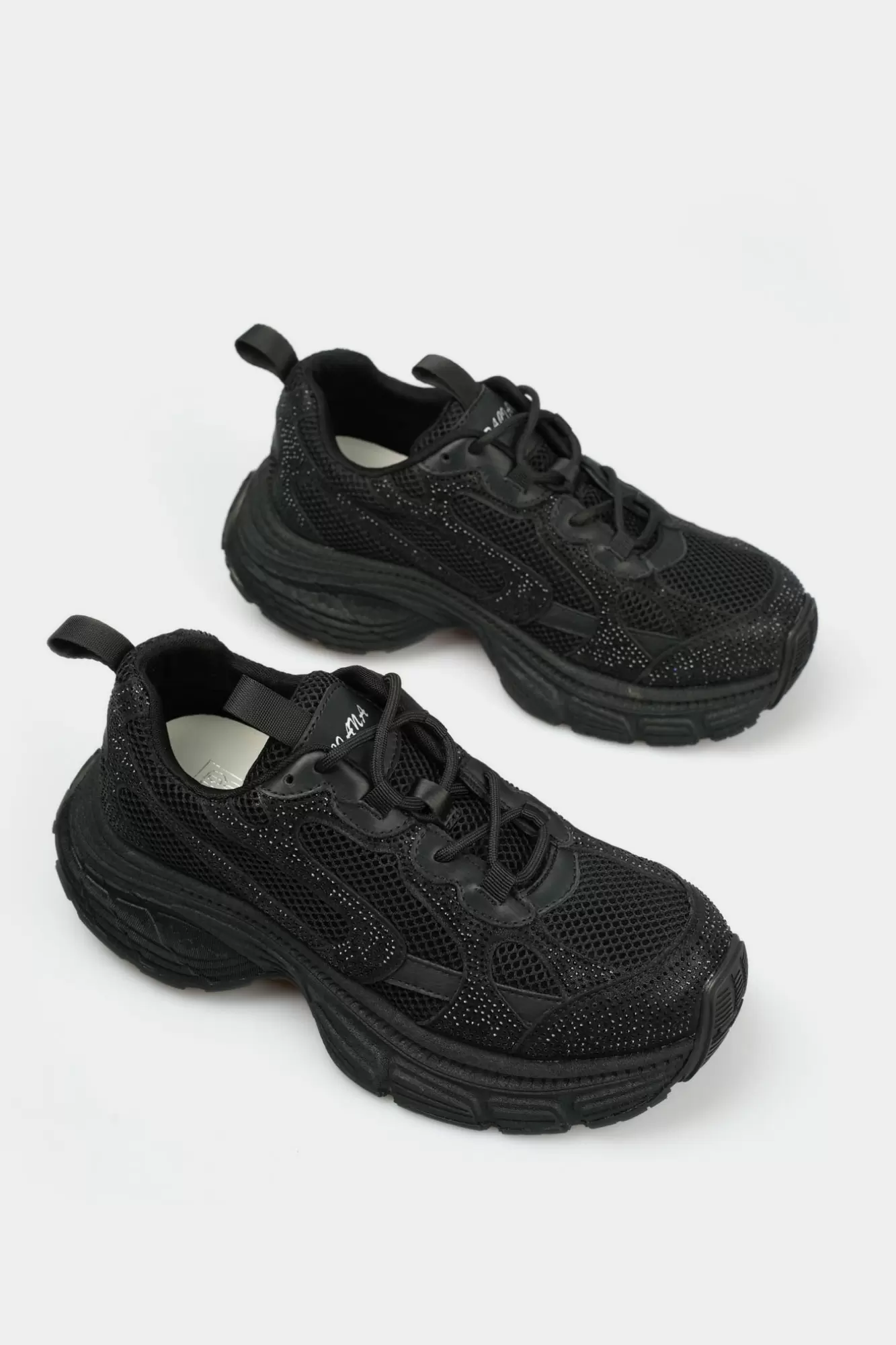 S8-5825-1 Кроссовки Graciana Черный