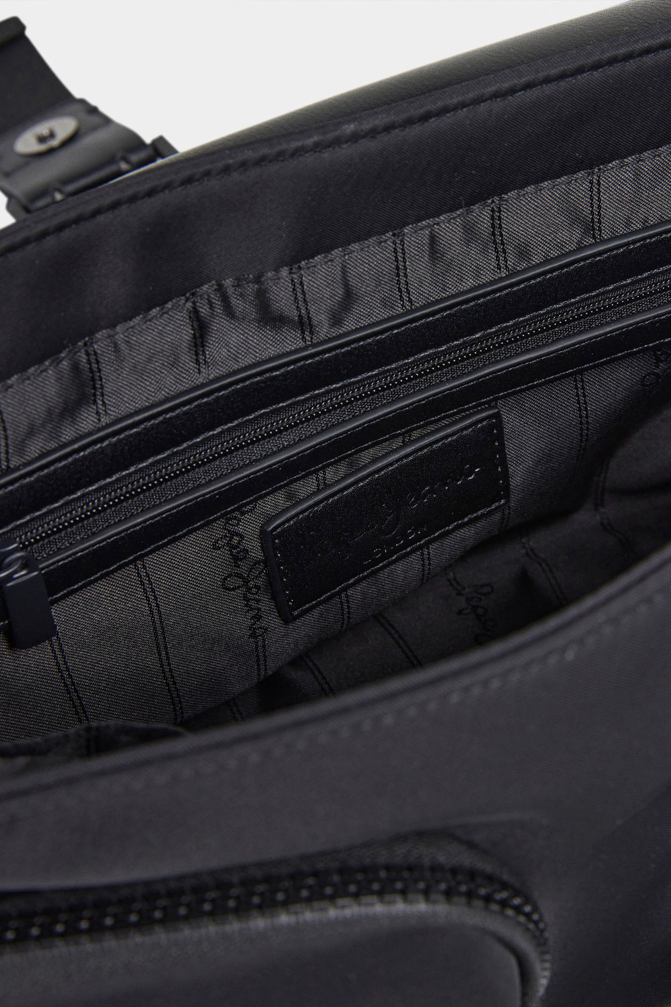 PL0300062 Сумка Pepe Jeans Черный