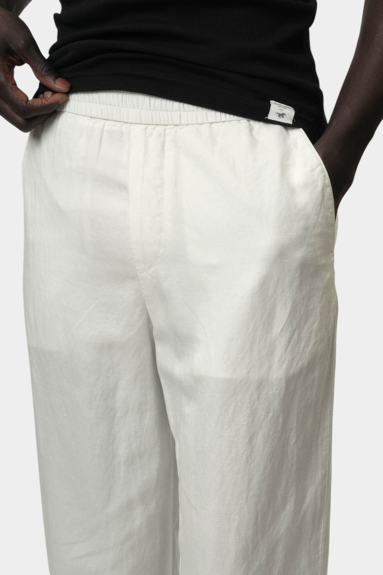 XM000655_AF13180 Брюки Armani Exchange Белый