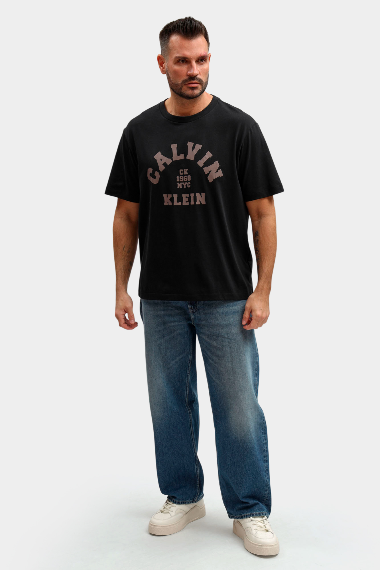 LV04RE810G Футболка Calvin Klein Jeans Черный