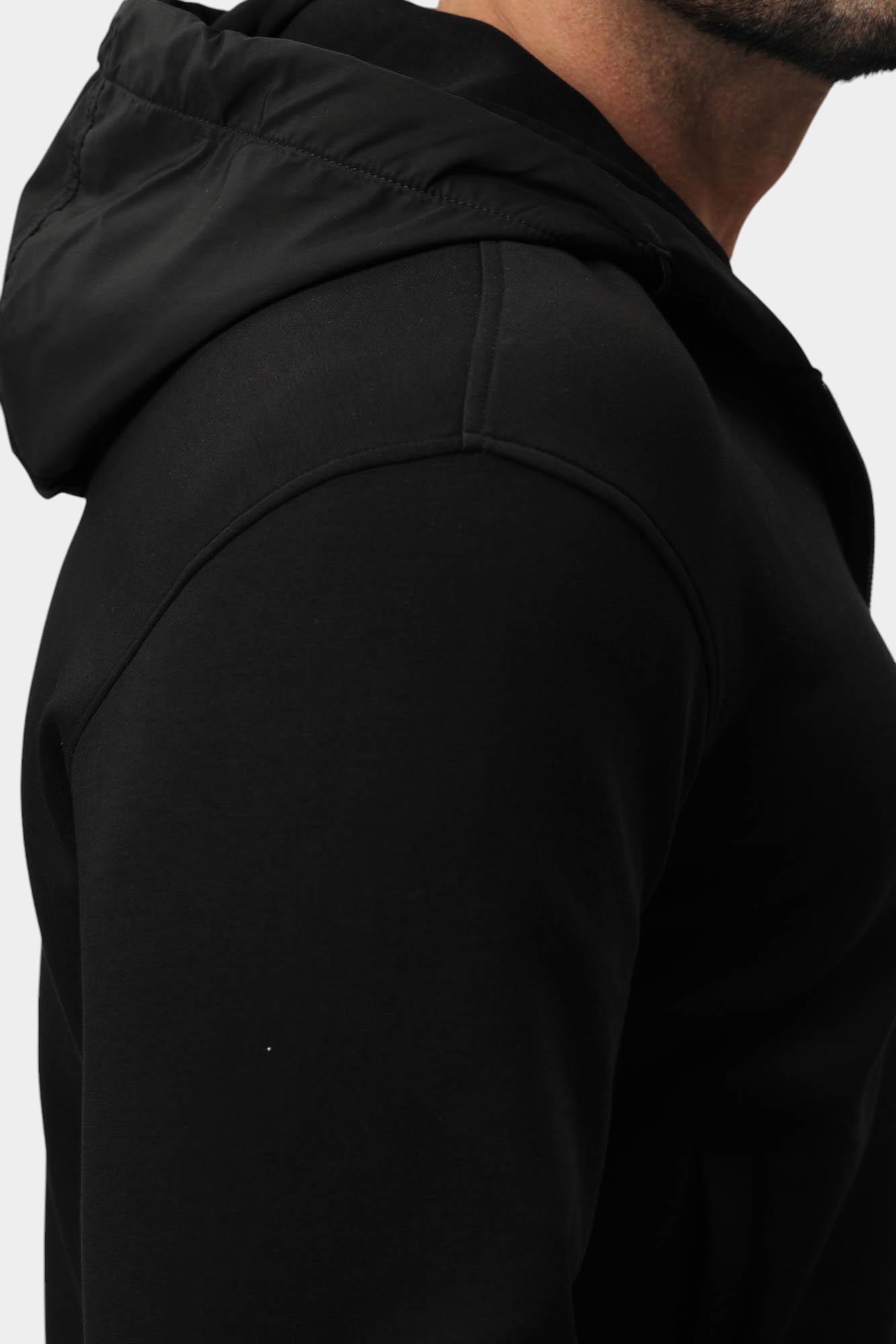 XM000515_AF13047 Толстовка Armani Exchange 