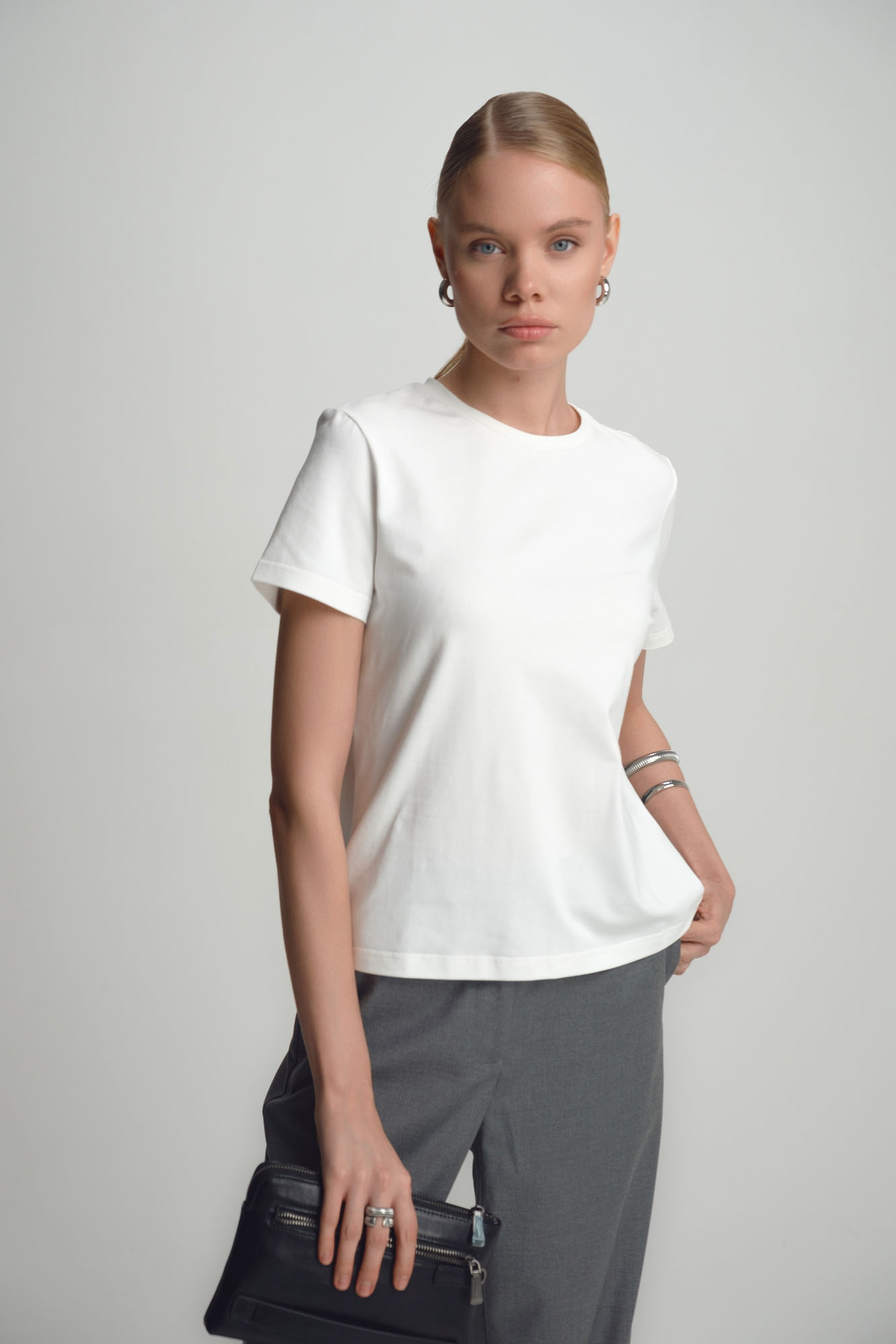 W-252-THT-22-0804 футболка the hills 