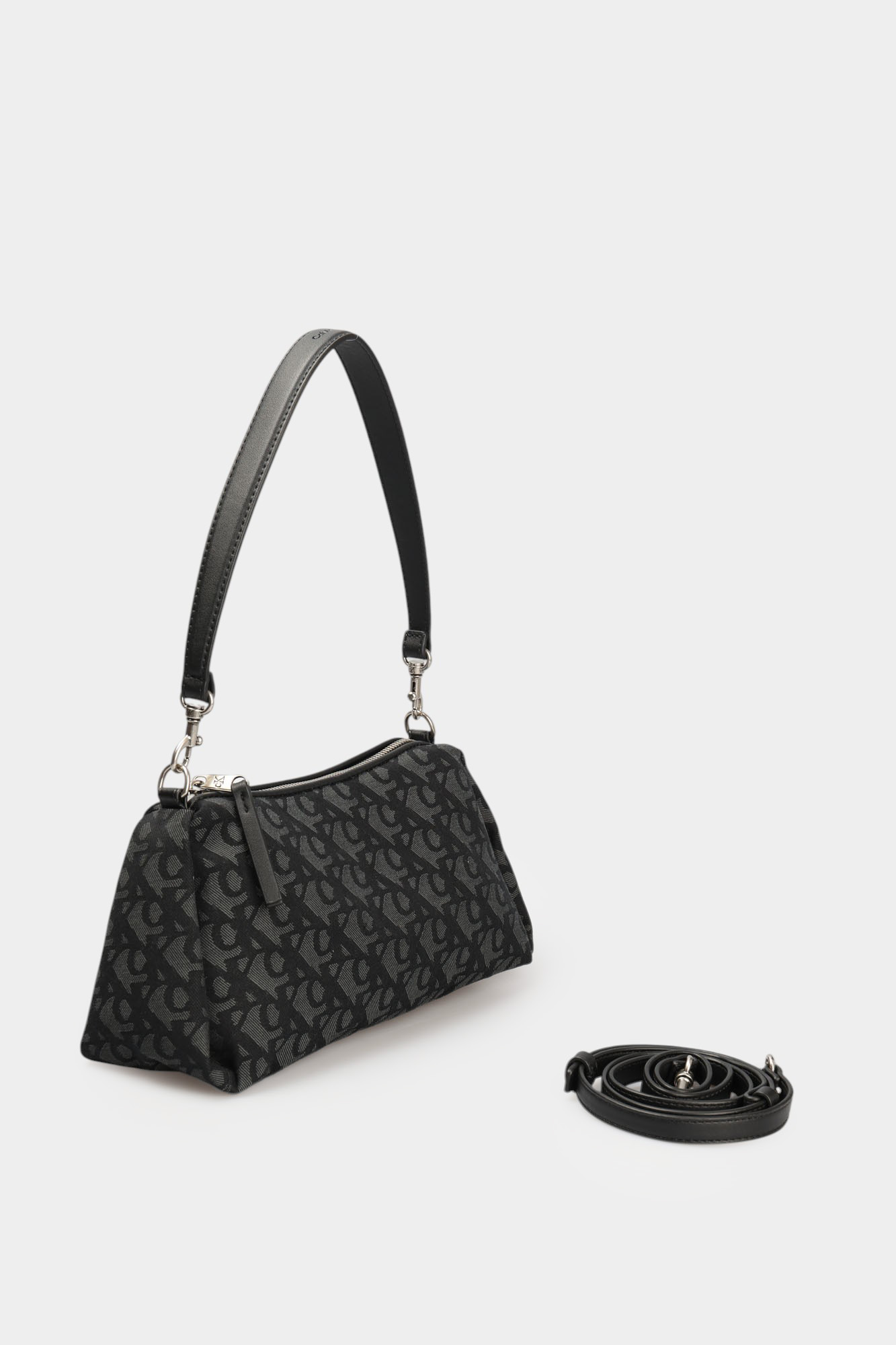 LV04K3142G Сумка Calvin Klein Jeans Черный