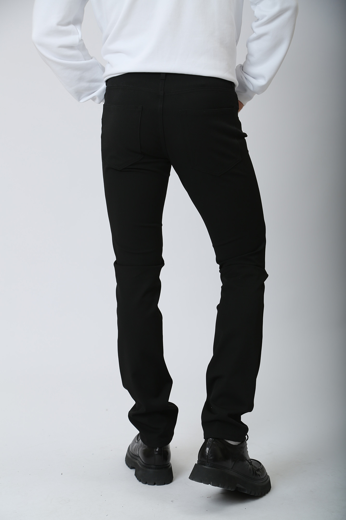 524815_265840 Джинсы Karl Lagerfeld Черный