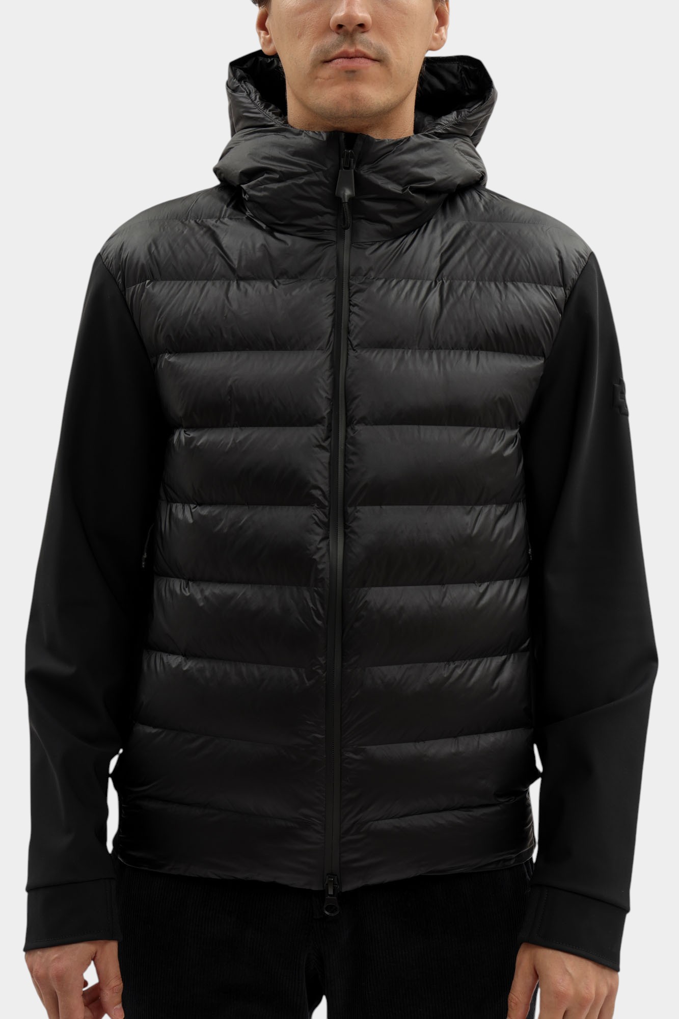 30047560_10018403 Куртка Strellson Черный