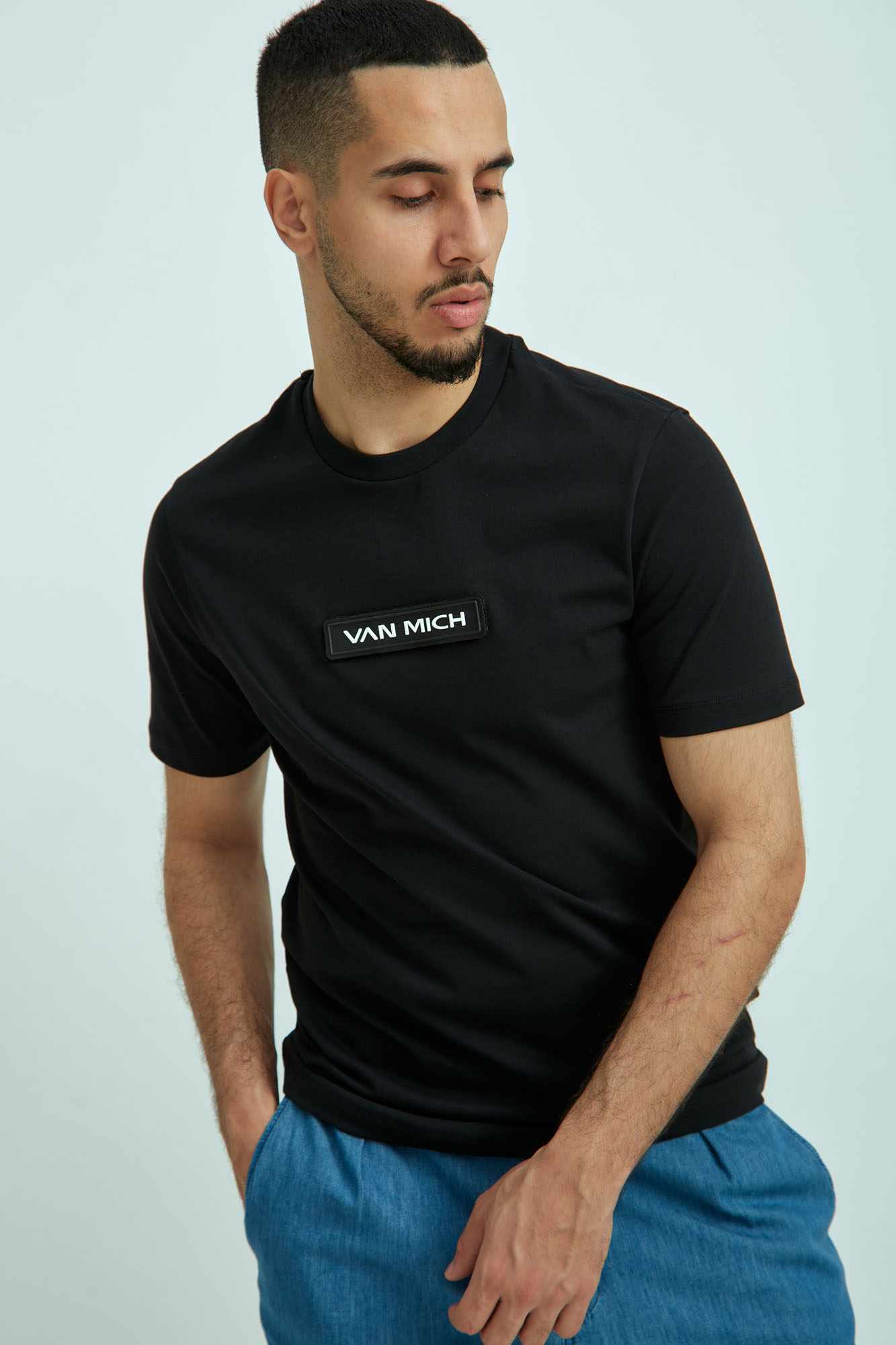 VM-ERK-22-050 Футболка Van Mich Черный