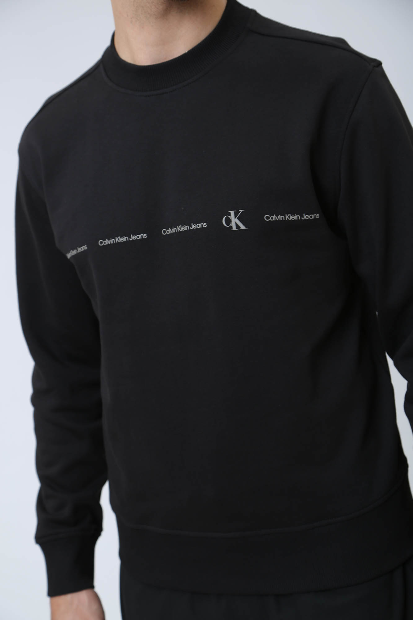 J30J324624 Свитшот Calvin Klein Jeans Черный