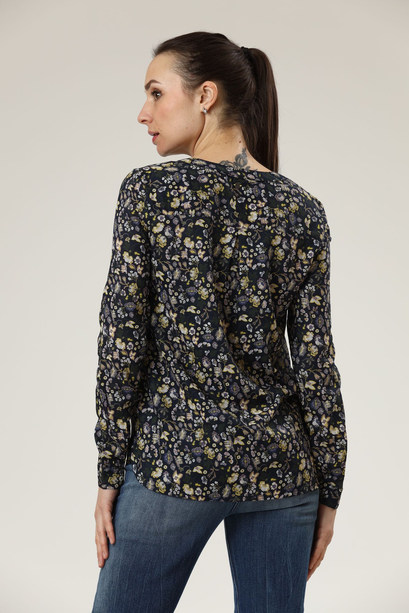 1010759- блуза mustang 