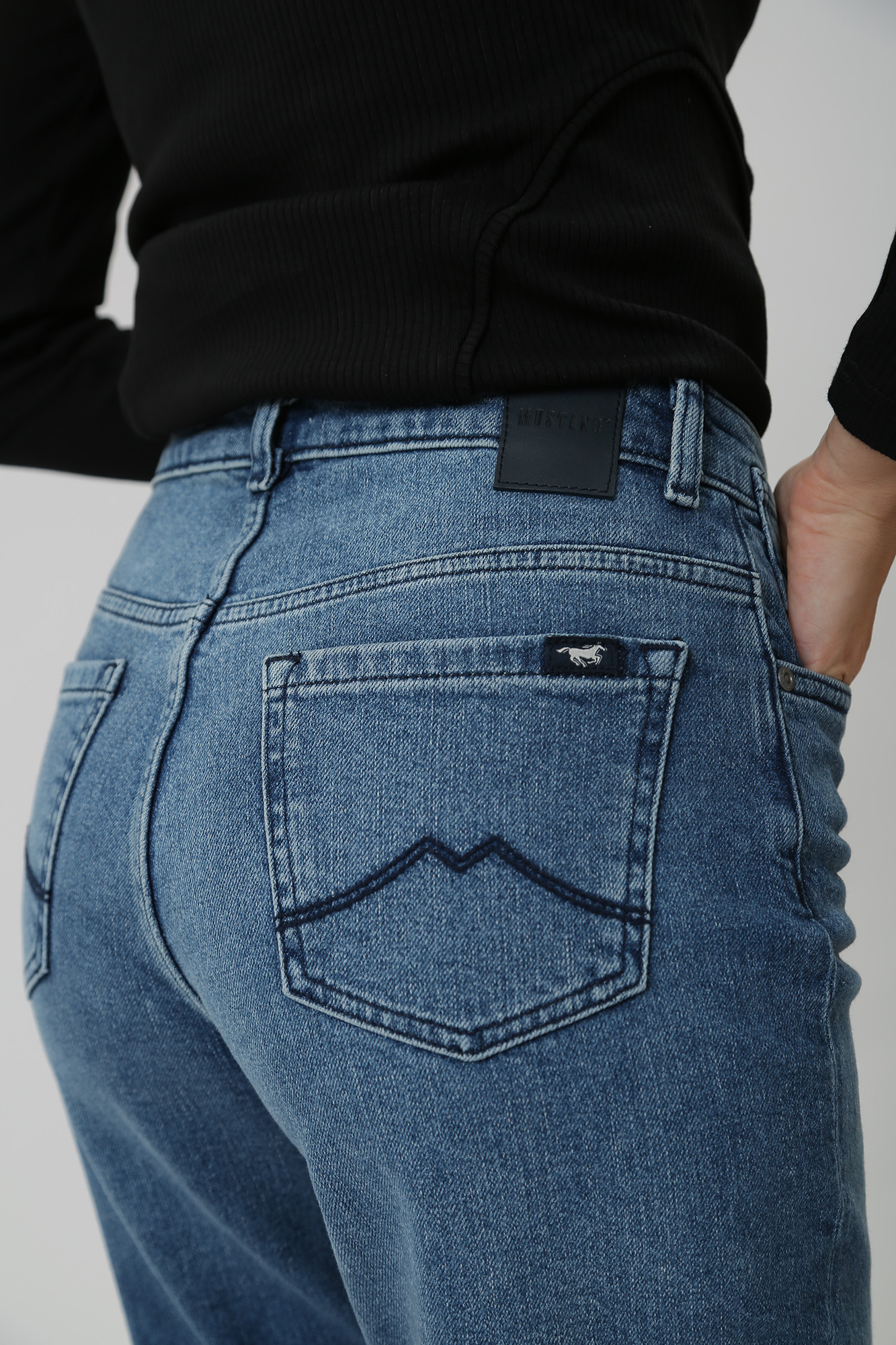 1014296-5000 джинсы charlotte tapered mustang 