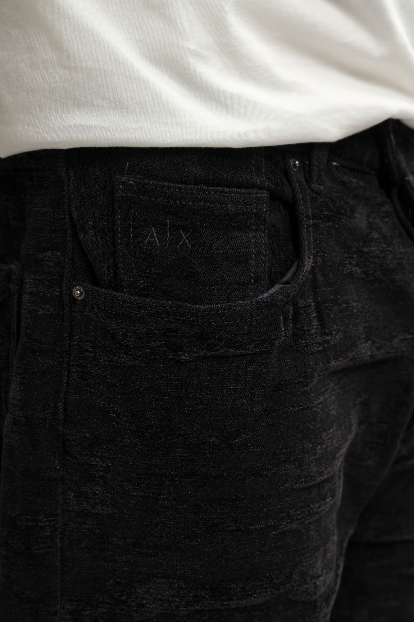 Джинсы Armani Exchange
