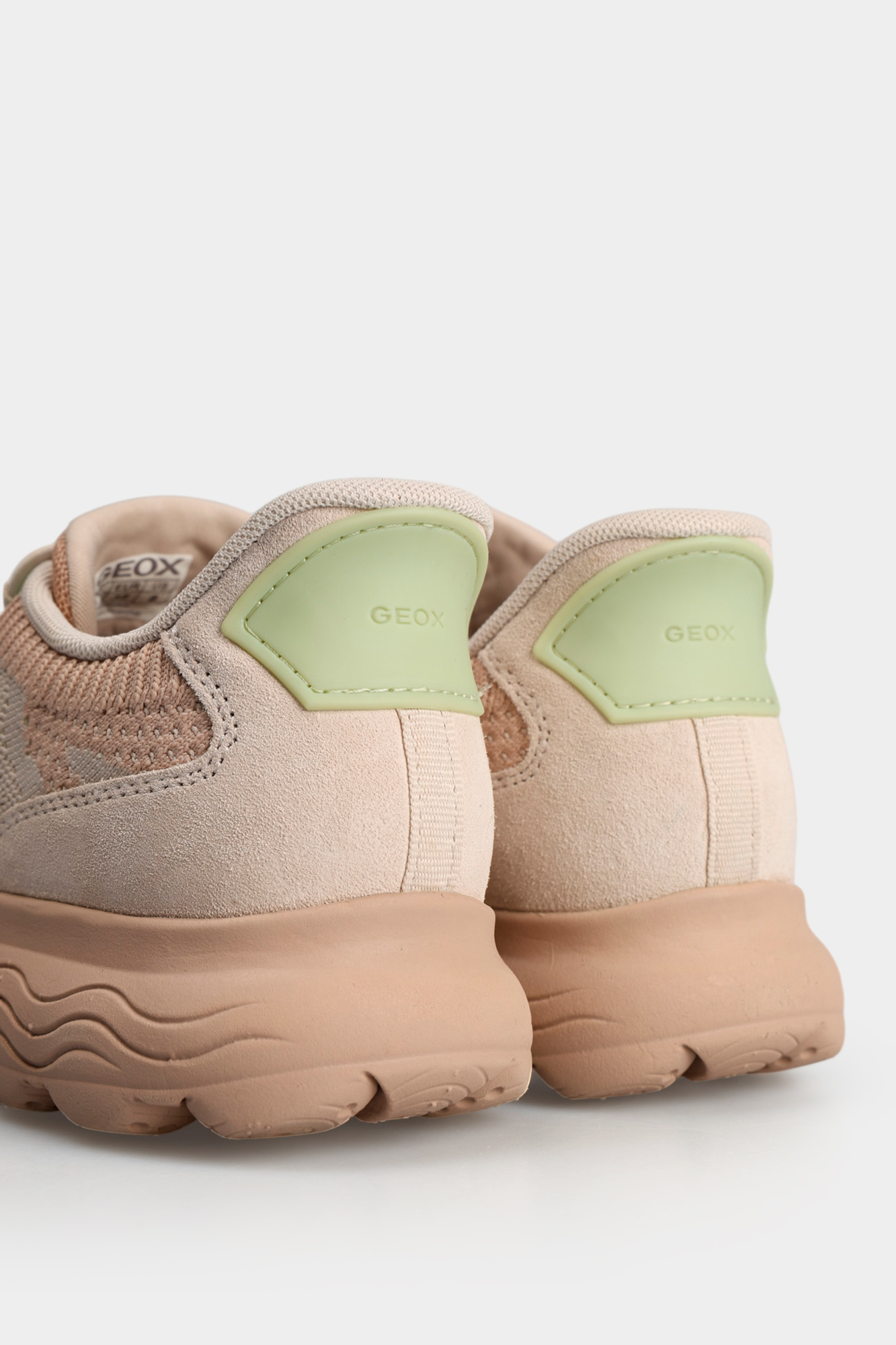 Кроссовки Geox