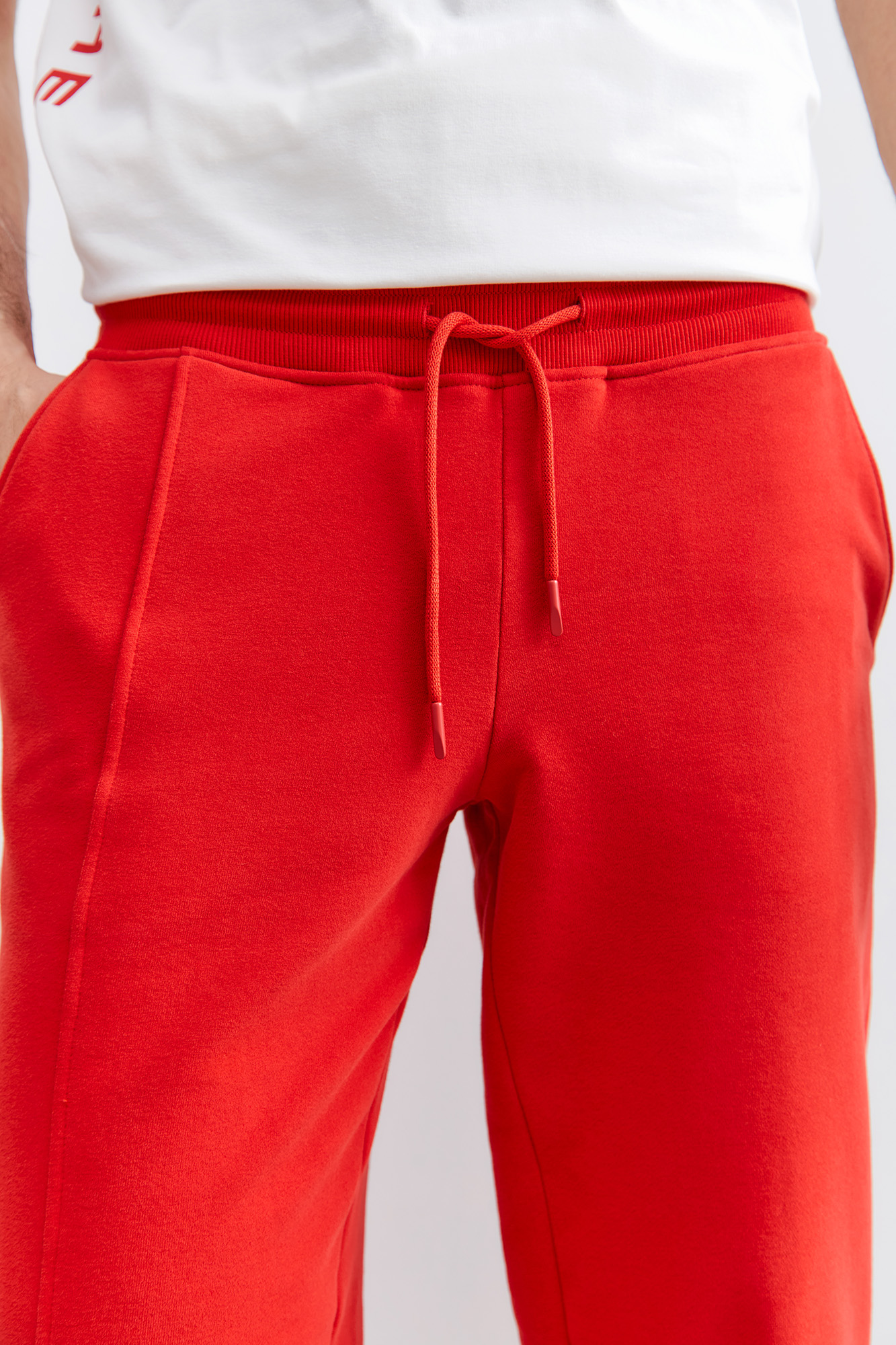 M-231-THT-20-0051 Брюки спортивные The Hills Красный