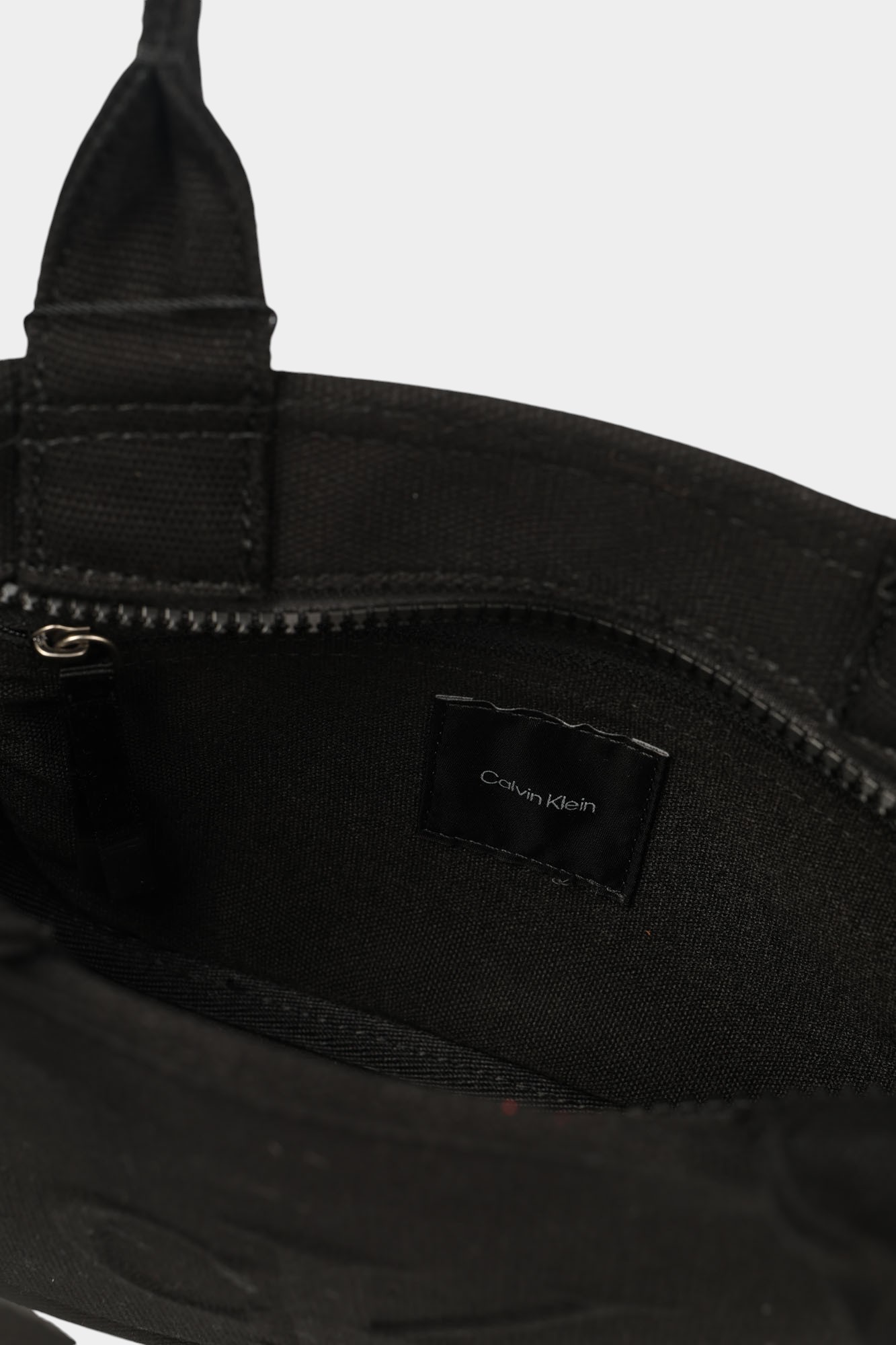 LV04K3160G Сумка Calvin Klein Jeans Черный