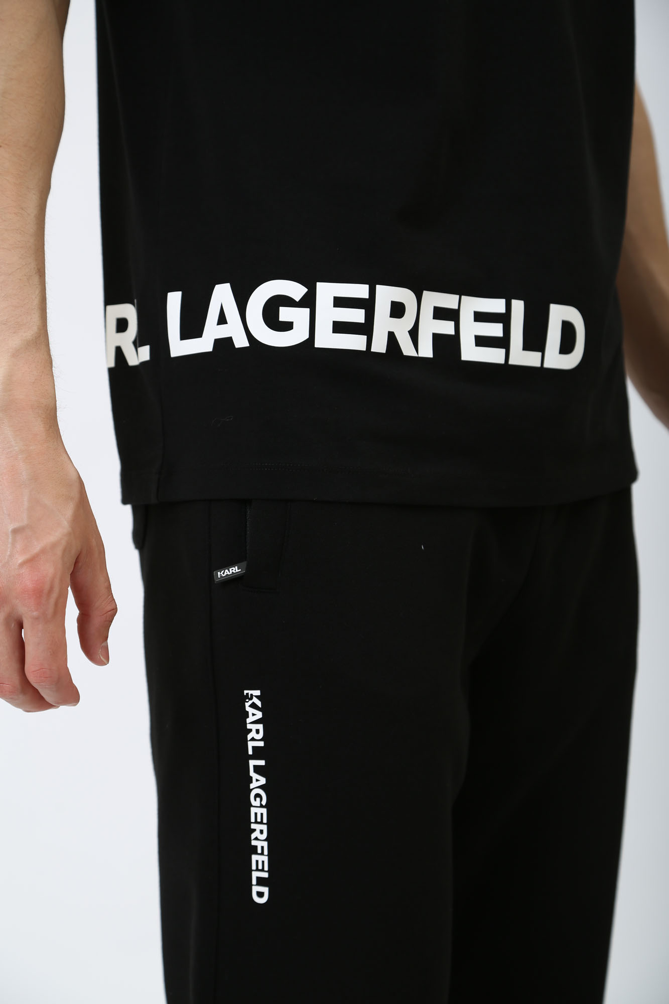 542221_745020 Поло Karl Lagerfeld Черный