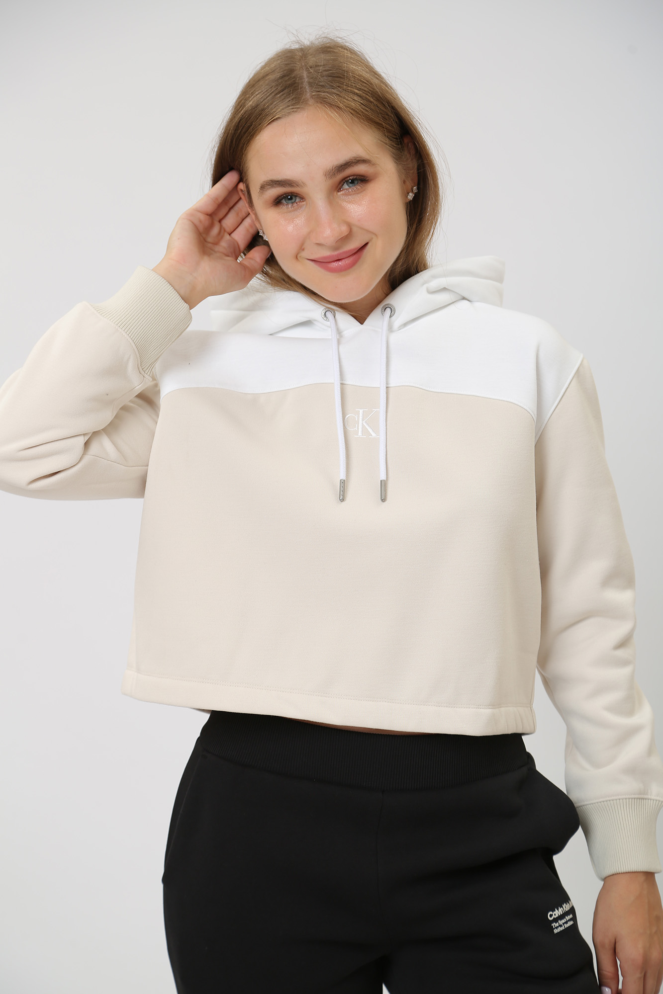 J20J221336 худи calvin klein jeans  calvin klein jeans 