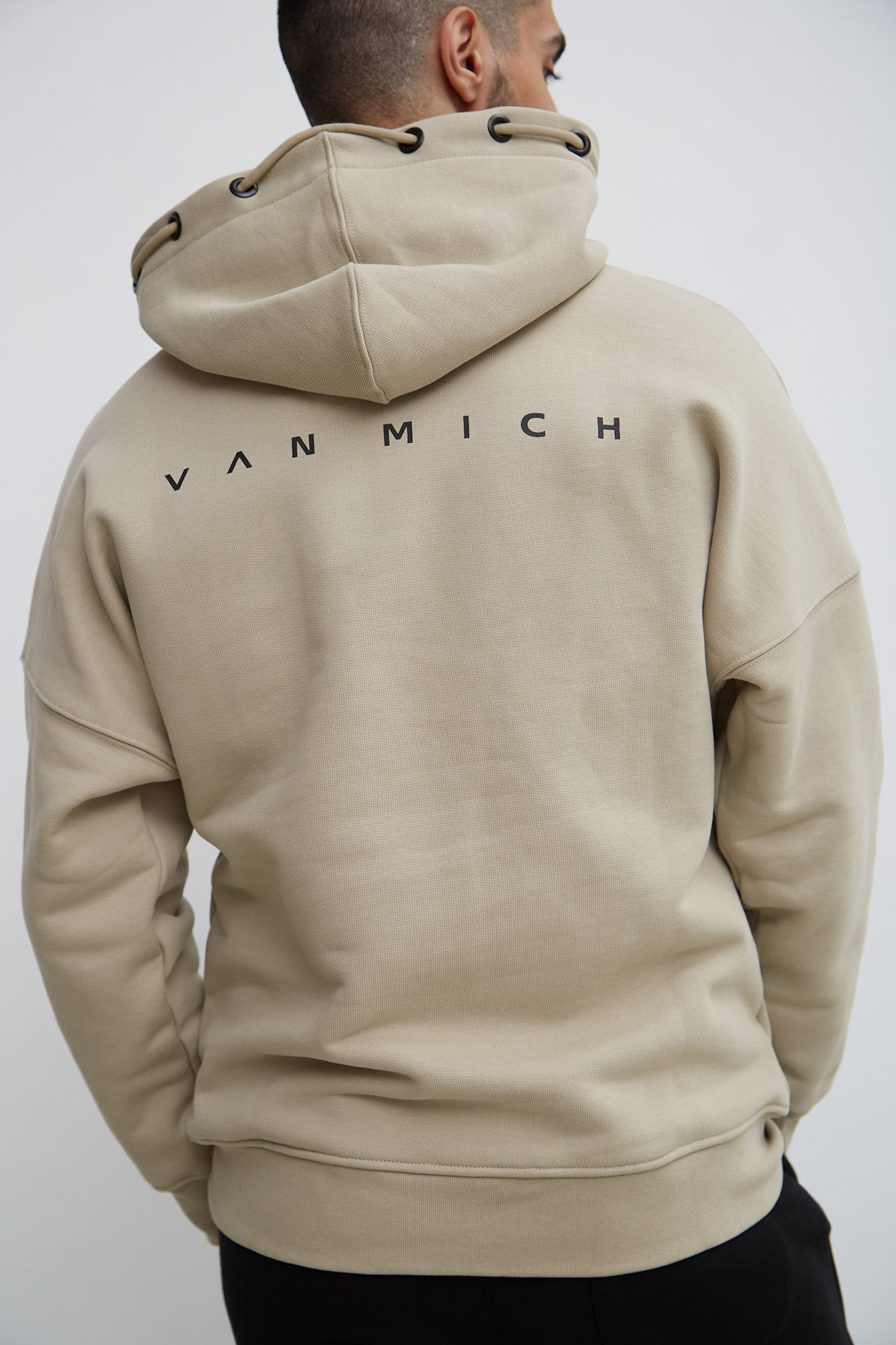 VM-231-22-035 Худи Van Mich Бежевый